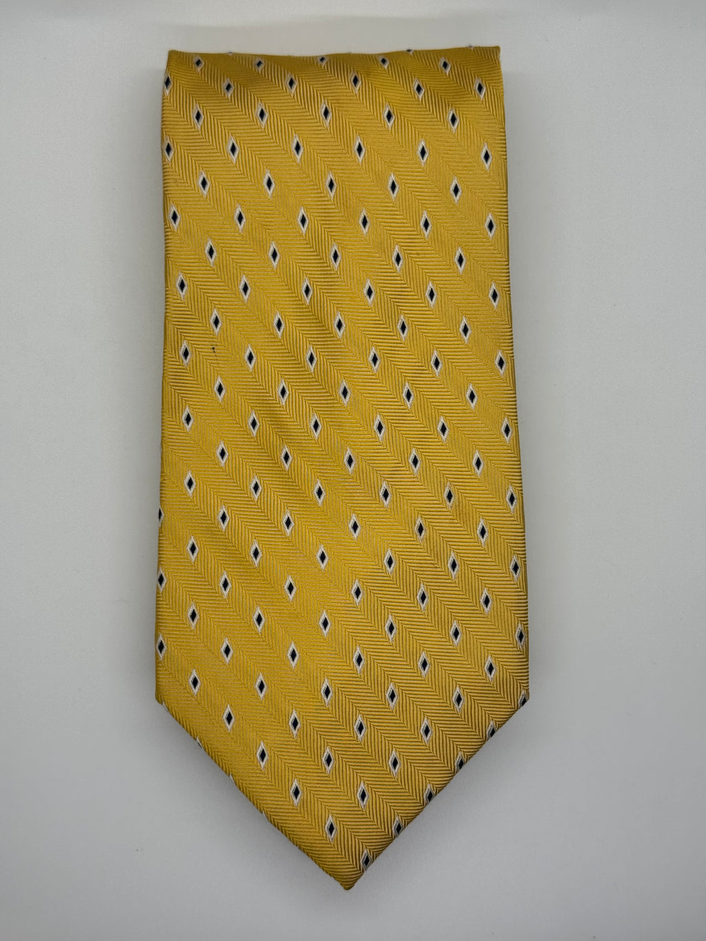Meeting Street Hand Made Gold Herringbone Silk Tie with Diamond Motif