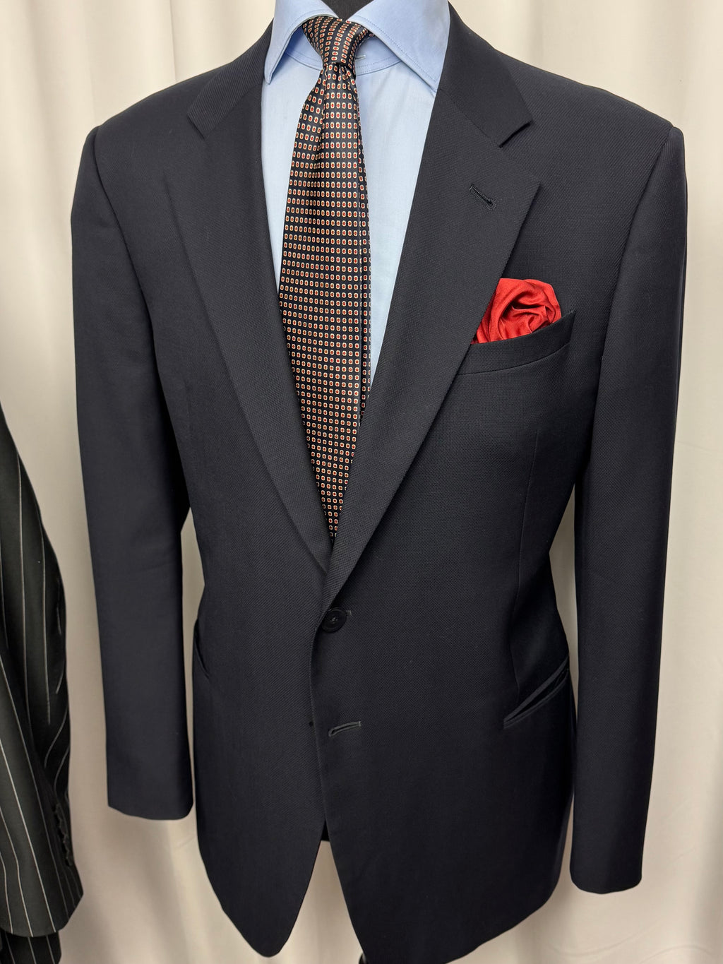 Armani Collezioni Navy Textured Sport Coat – Made in Italy (44R)