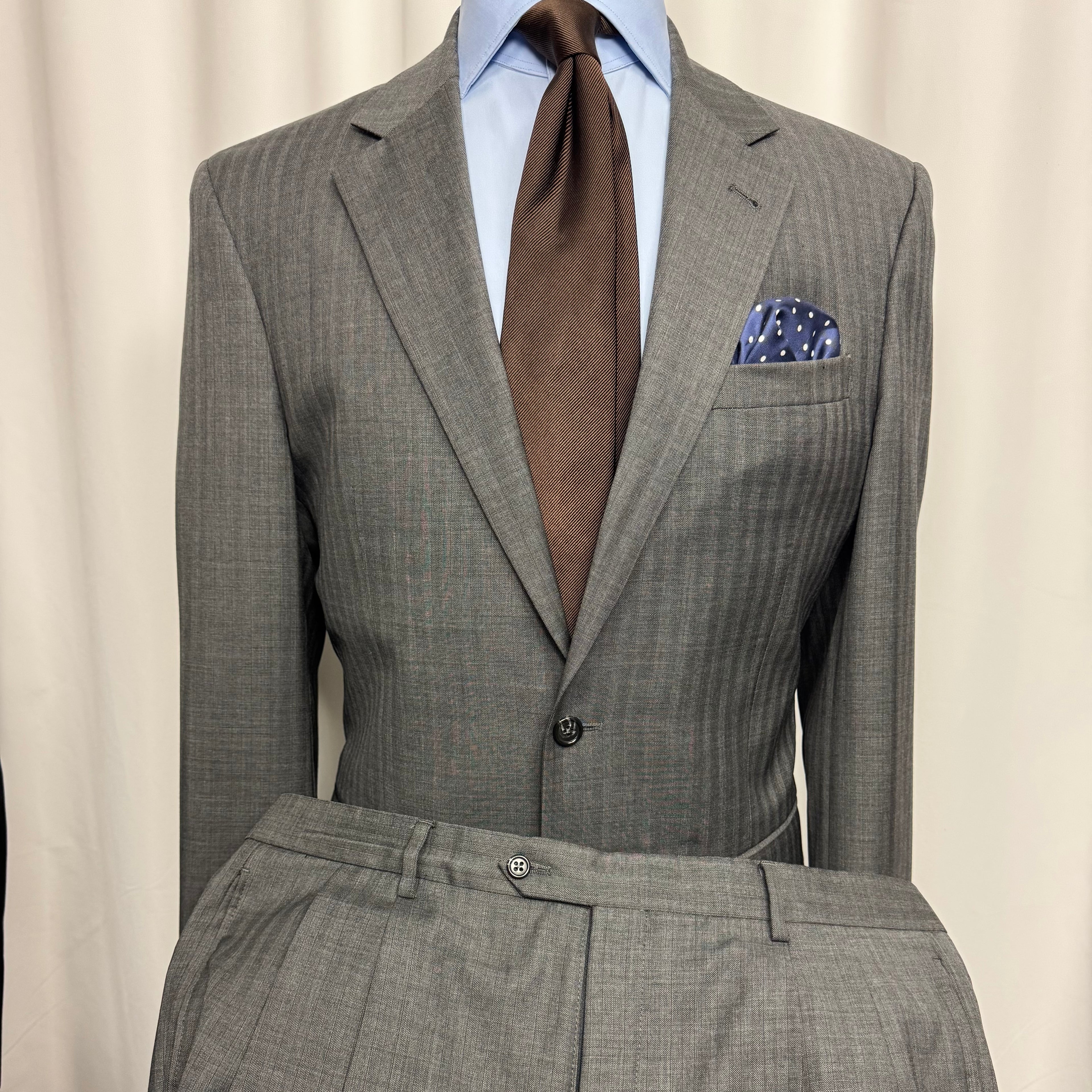 Jos. A. Bank Signature Collection Gray Herringbone Subtle Brown Stripe Suit — 40R