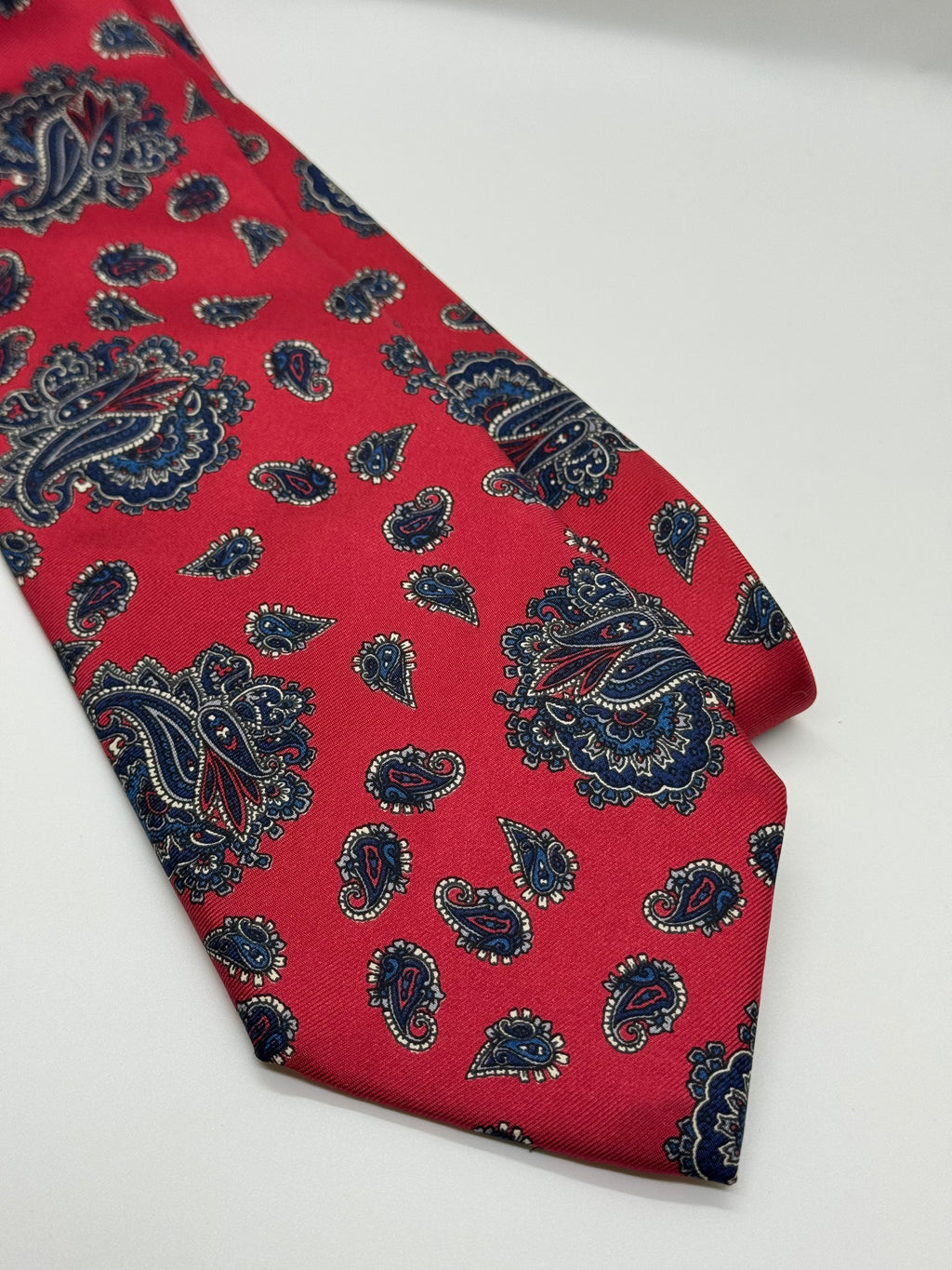 Italian Silk Crimson Paisley Vintage Tie