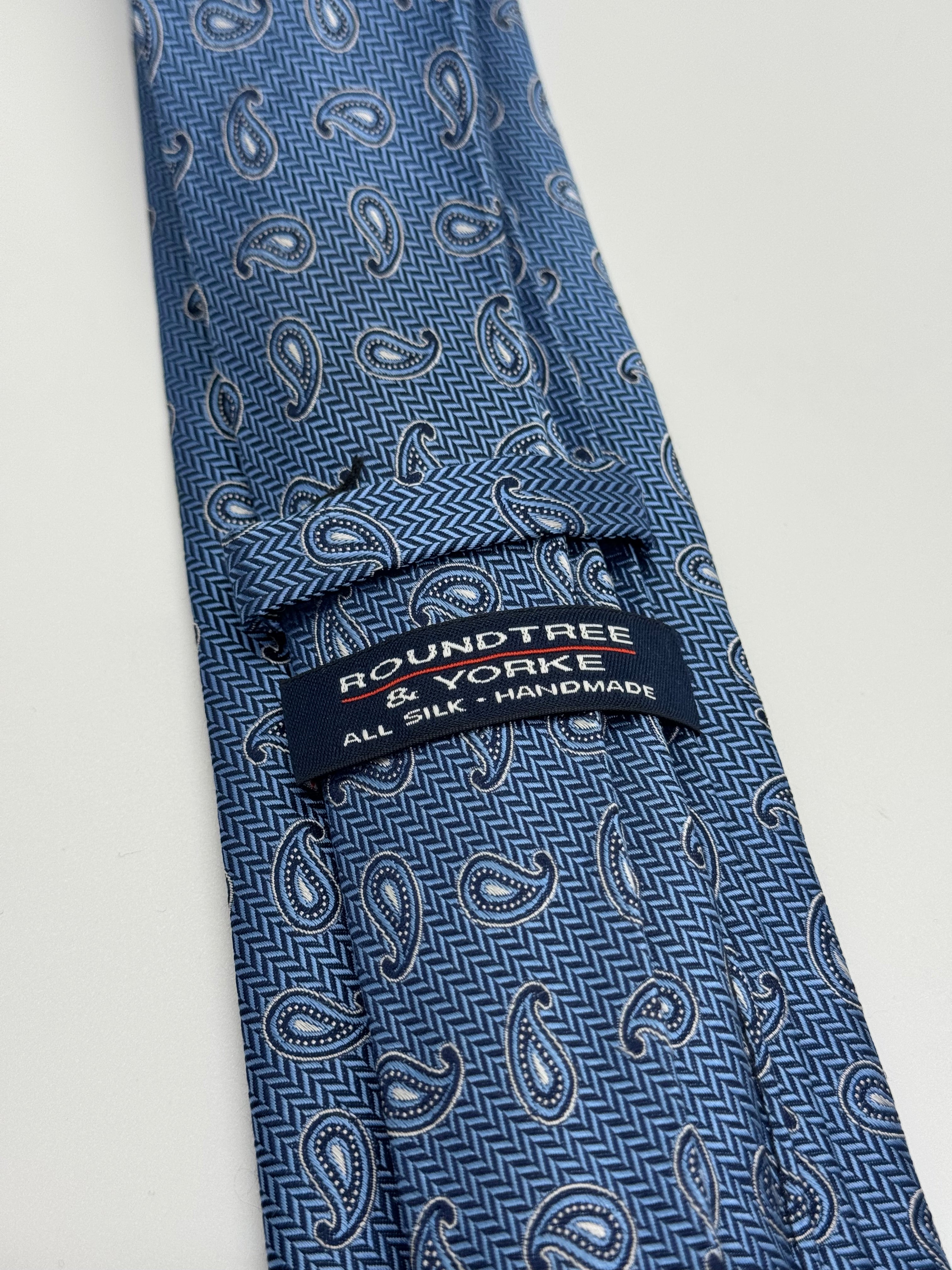 Roundtree & Yorke Blue Paisley Silk Tie – Handmade Herringbone Pattern