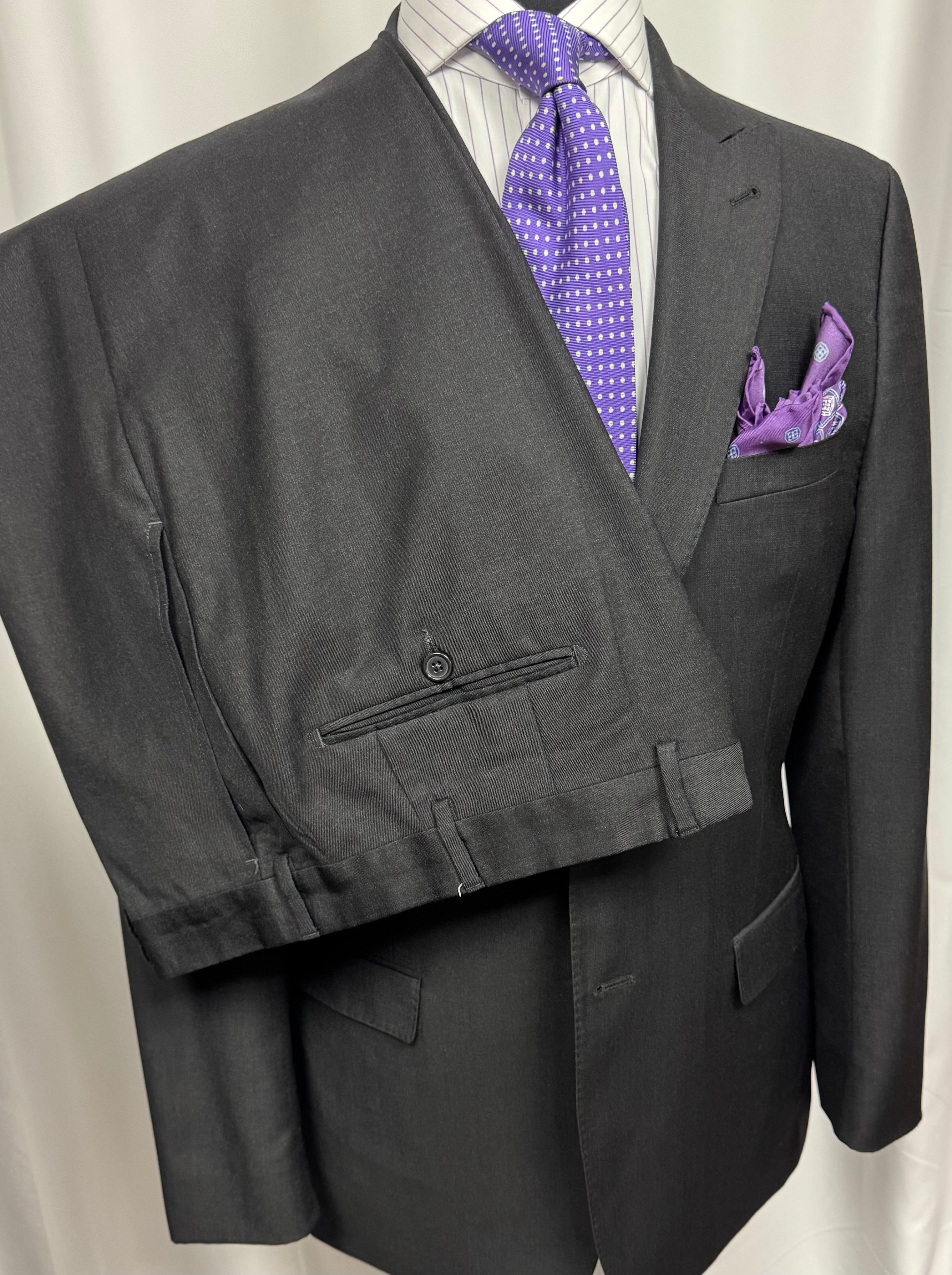Joseph – Jos. A. Bank Charcoal Wool Suit – Slim Fit (42R)