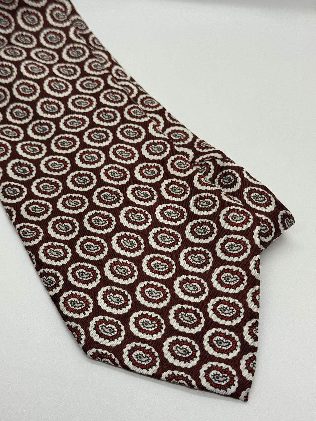 Walt Taylor The Man’s Shop Paisley Medallion Tie