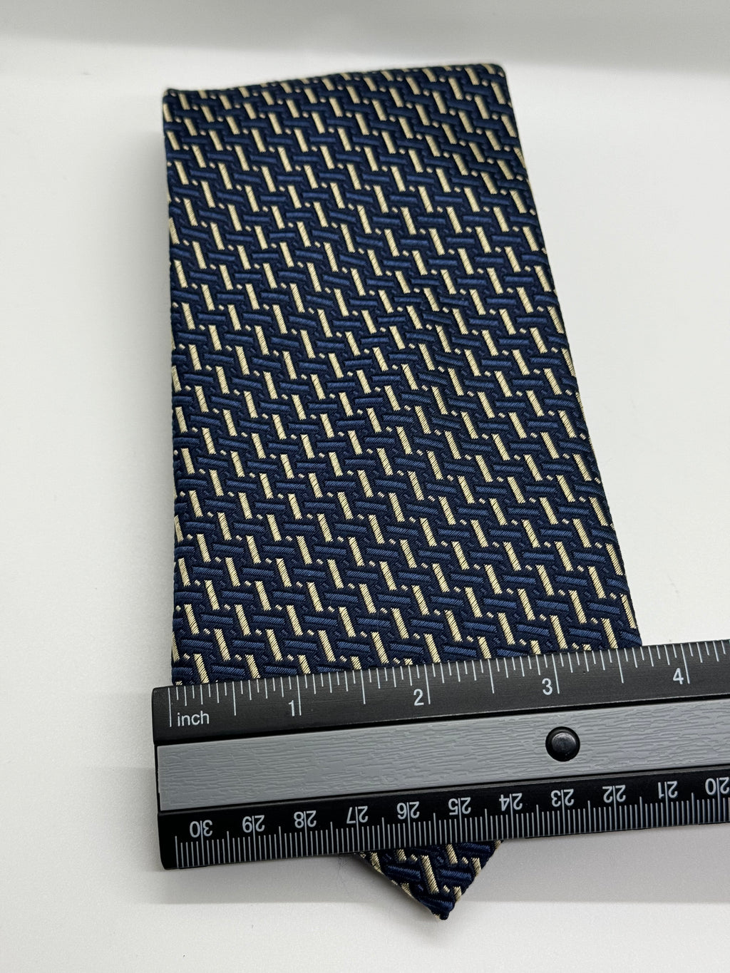 Carlos Devenezia Tie