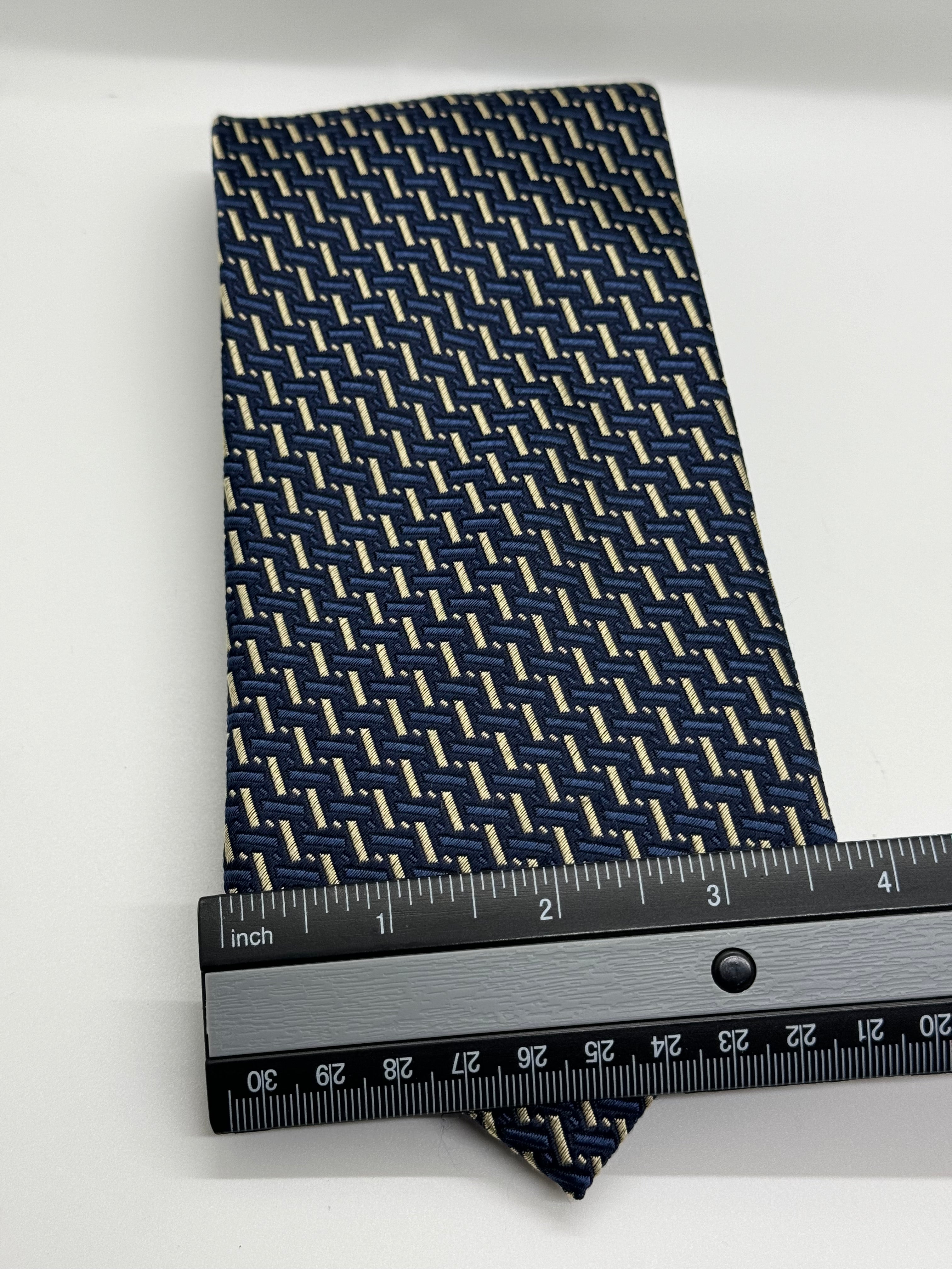 Carlos Devenezia Tie