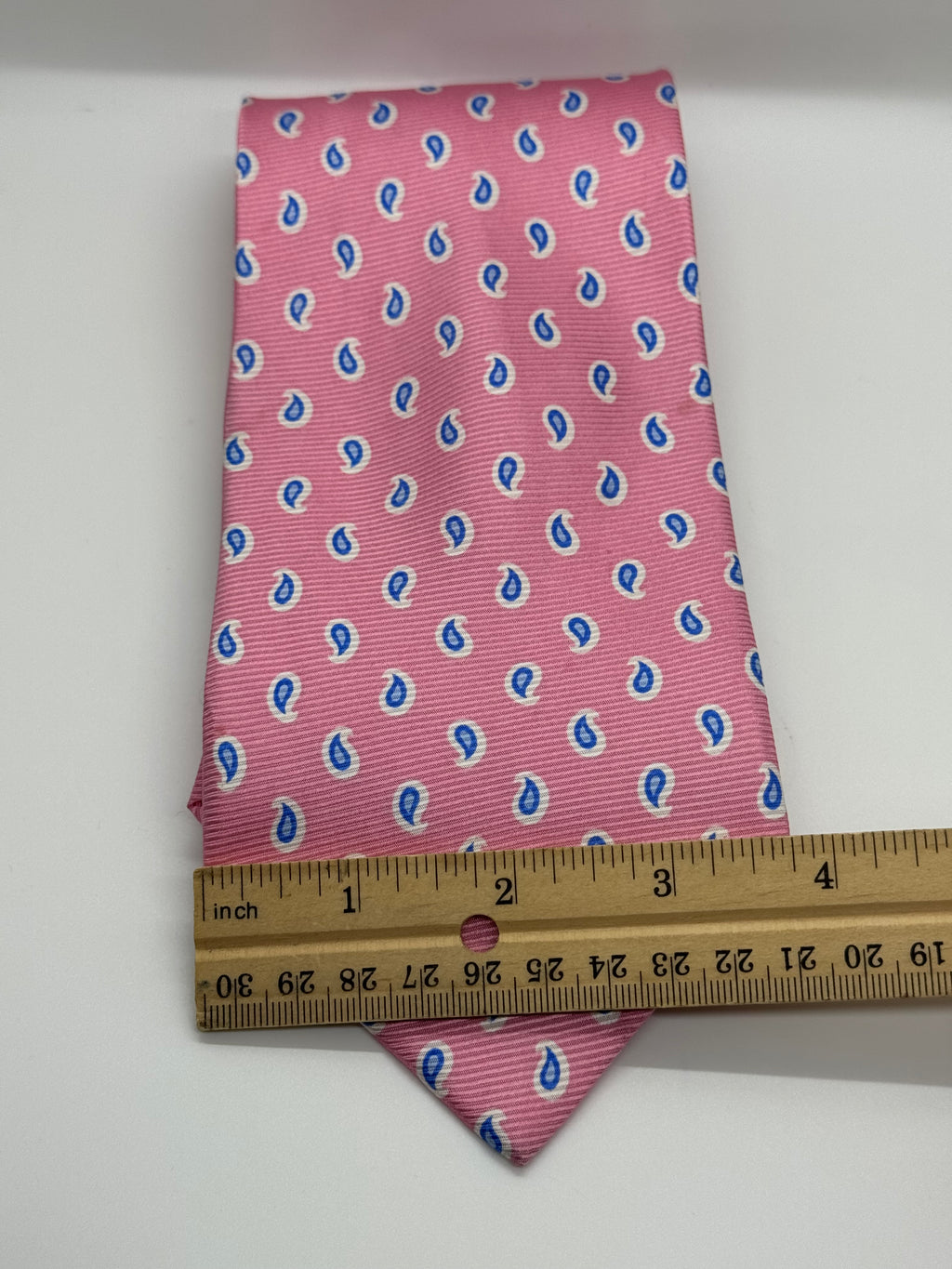 Jos. A. Bank Pink & Blue Paisley Silk Necktie