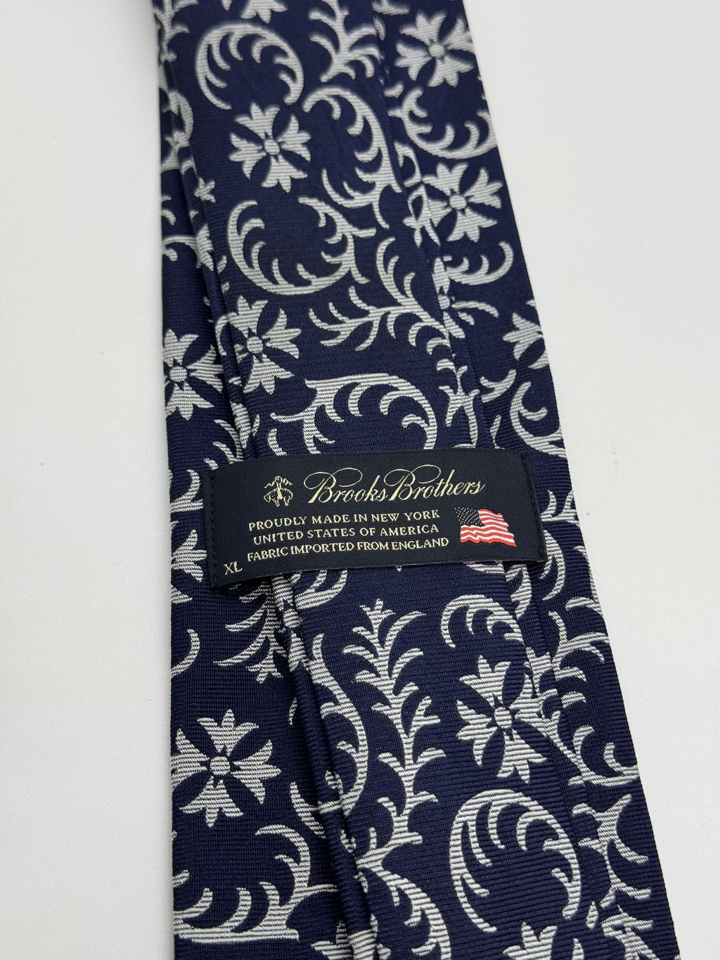 Brooks Brothers XL Tie
