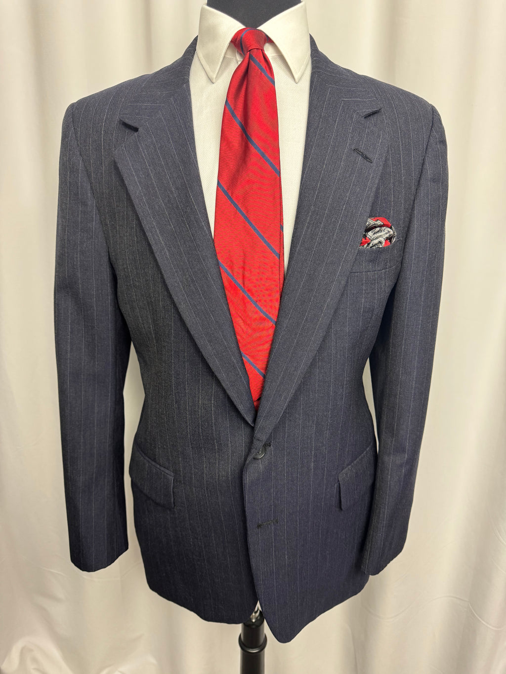Vintage Bill Blass Navy Chalk Stripe Suit – Classic 90s Power Suit 42R