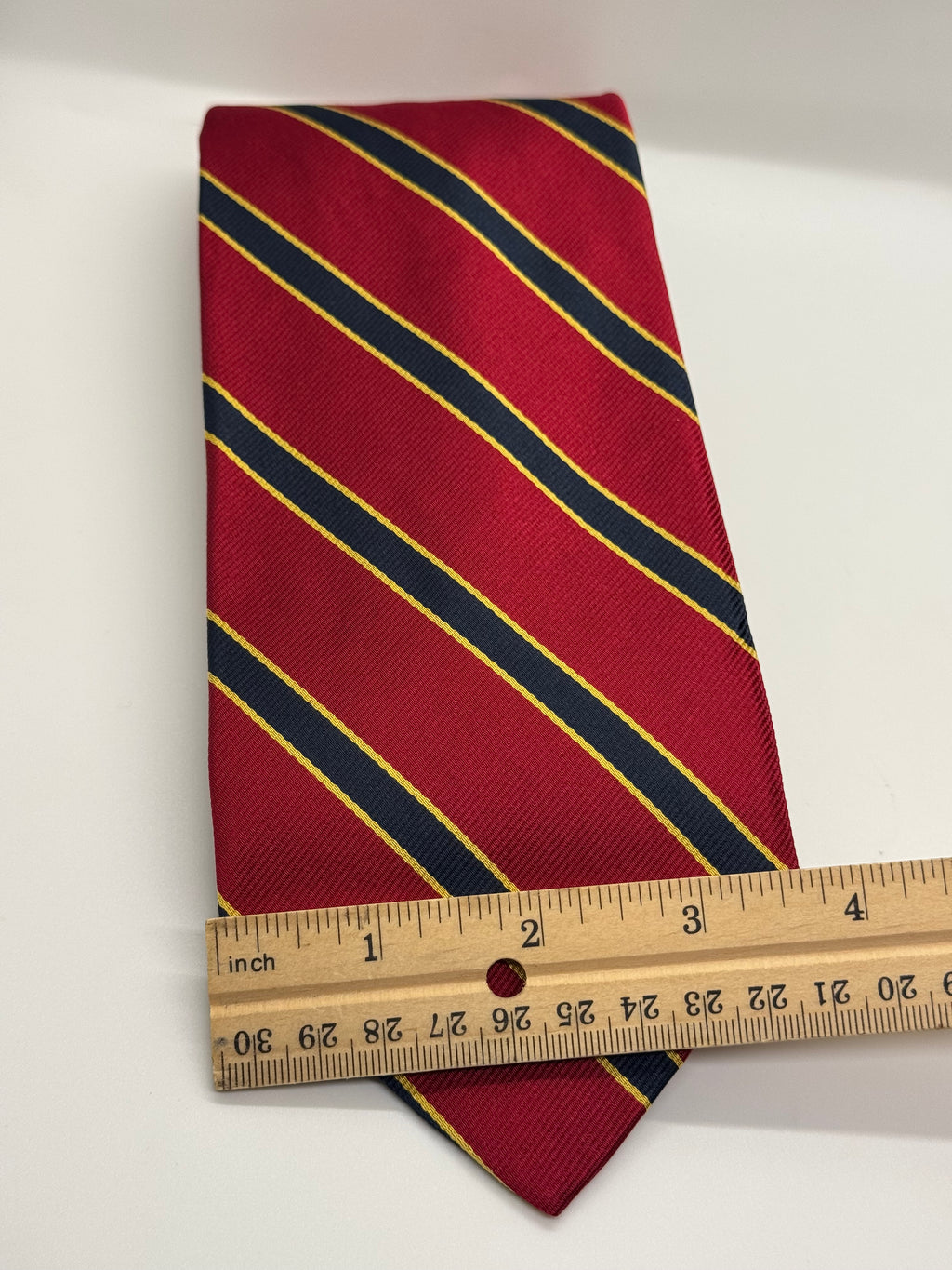 Brooks Brothers 346 Red & Navy Regimental Stripe Silk Tie – Classic Width