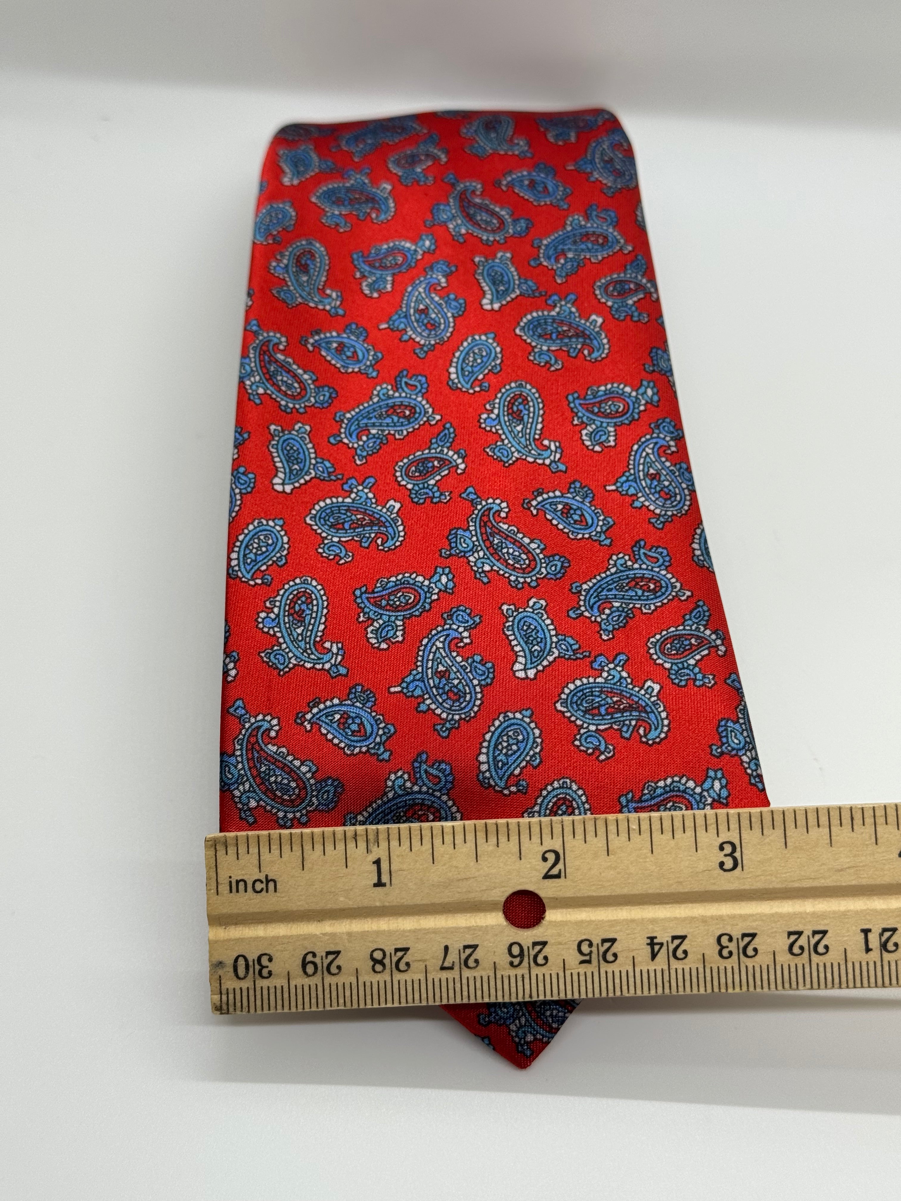 Geoffrey Beene Tie