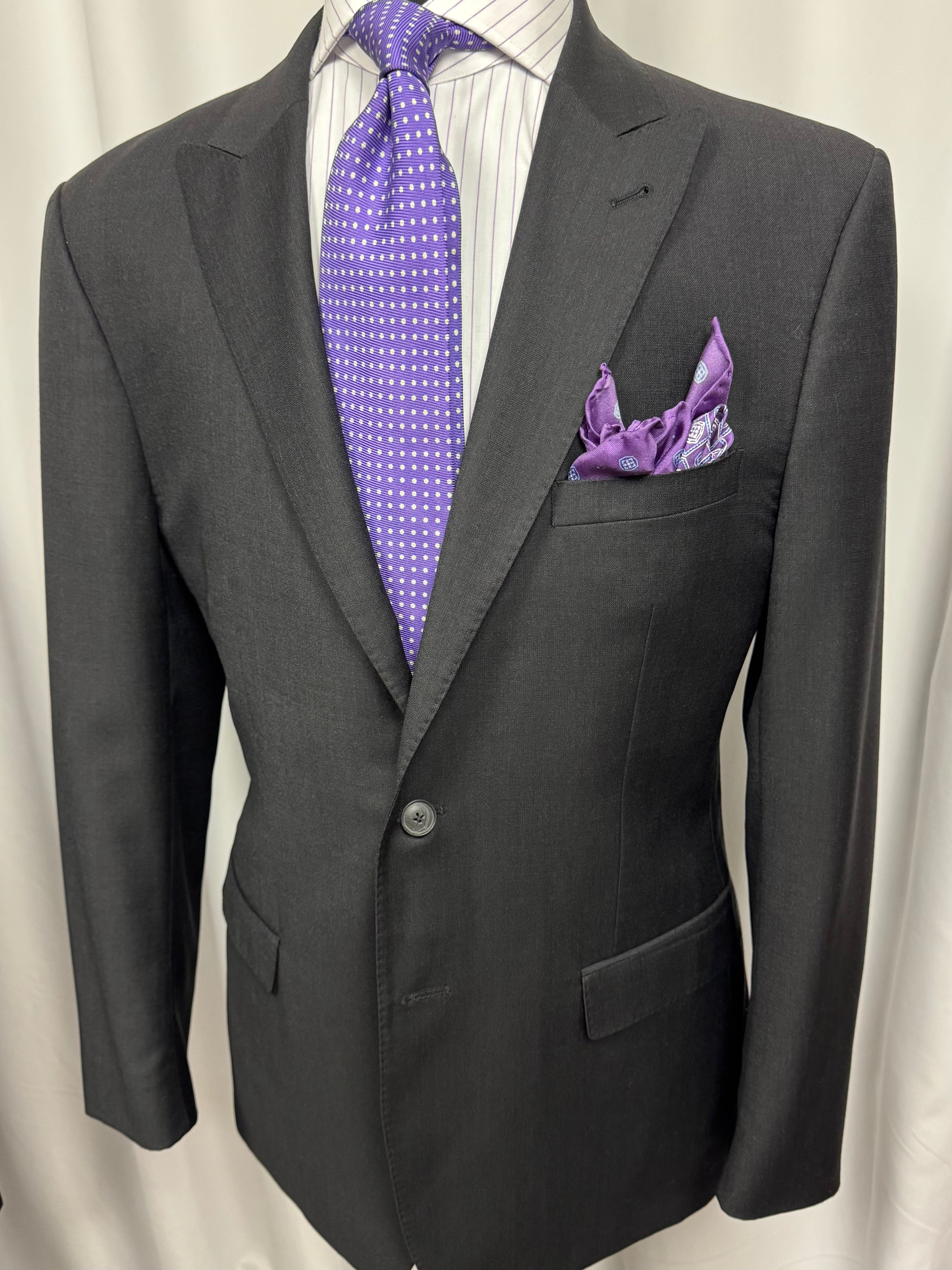 Joseph – Jos. A. Bank Charcoal Wool Suit – Slim Fit (42R)