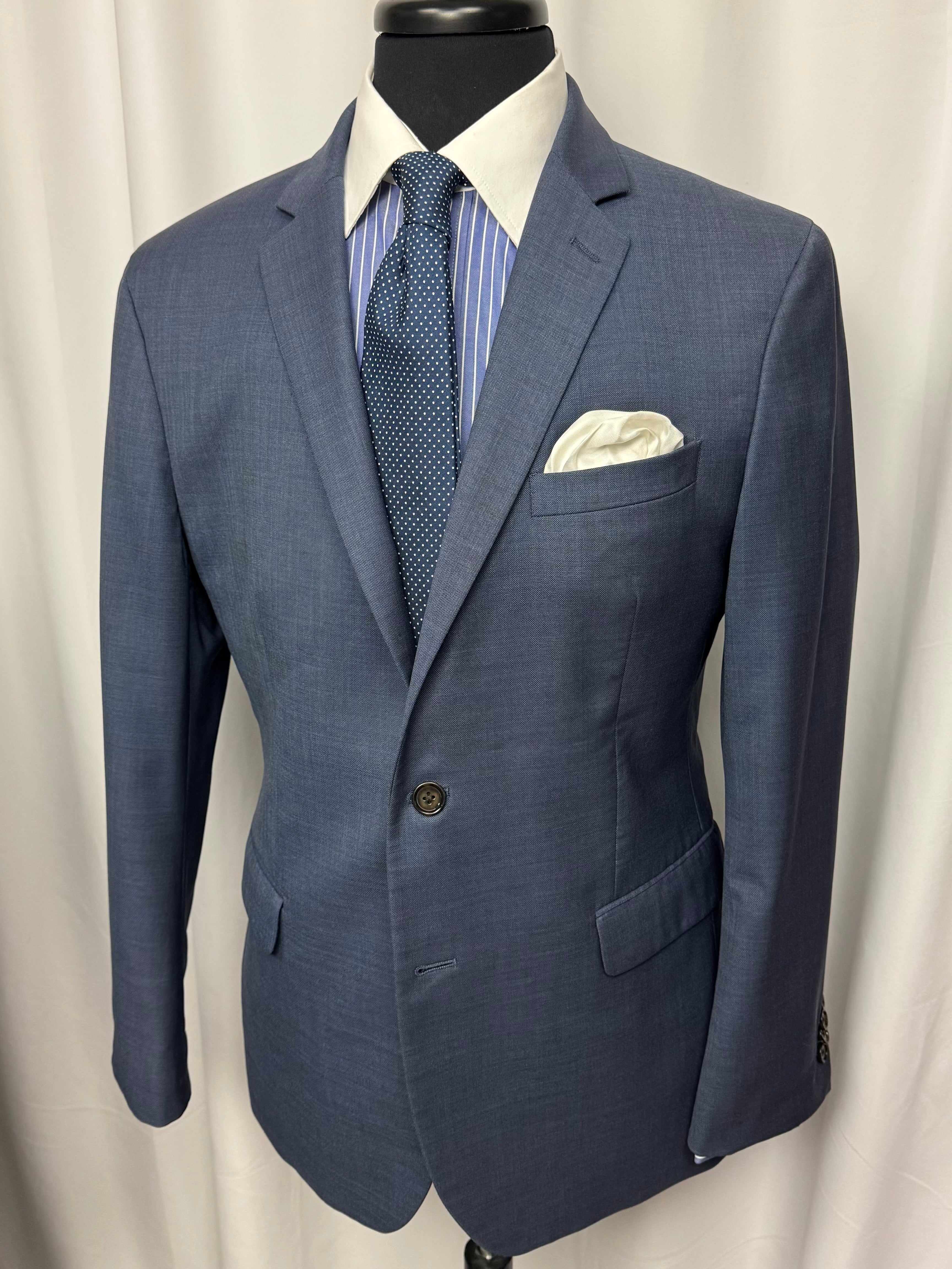 Banana Republic Slim Fit Italian Marzotto Blue Wool Suit – 42S