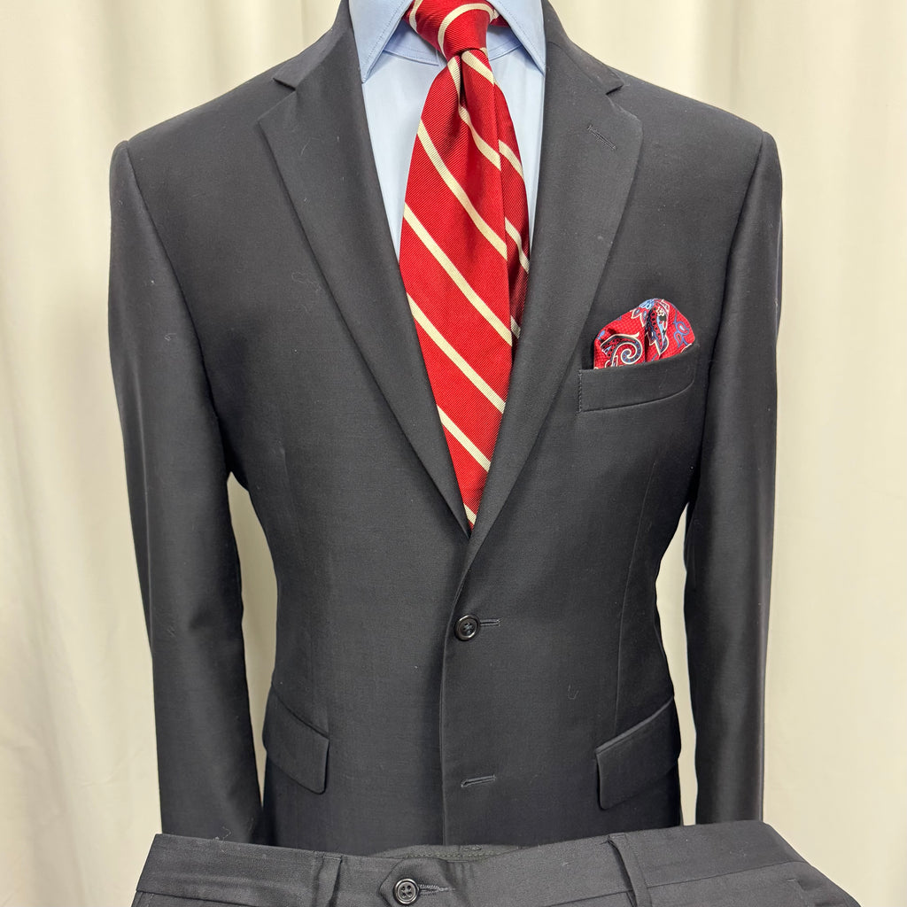 Jos. A. Bank Signature Navy Suit – 41R