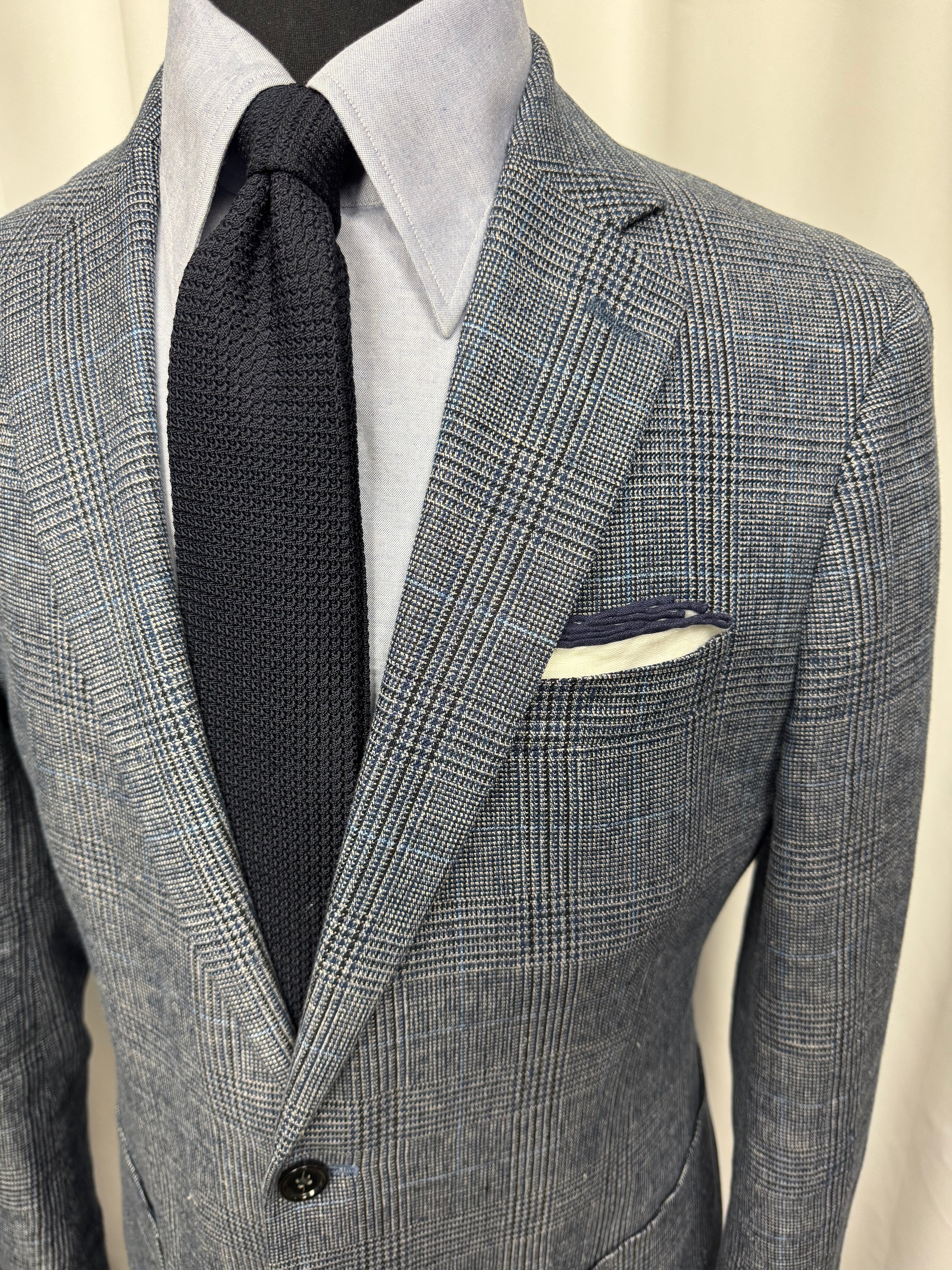 Banana Republic Slim Fit Blue Glen Plaid Linen-Cotton Sport Coat – 40R