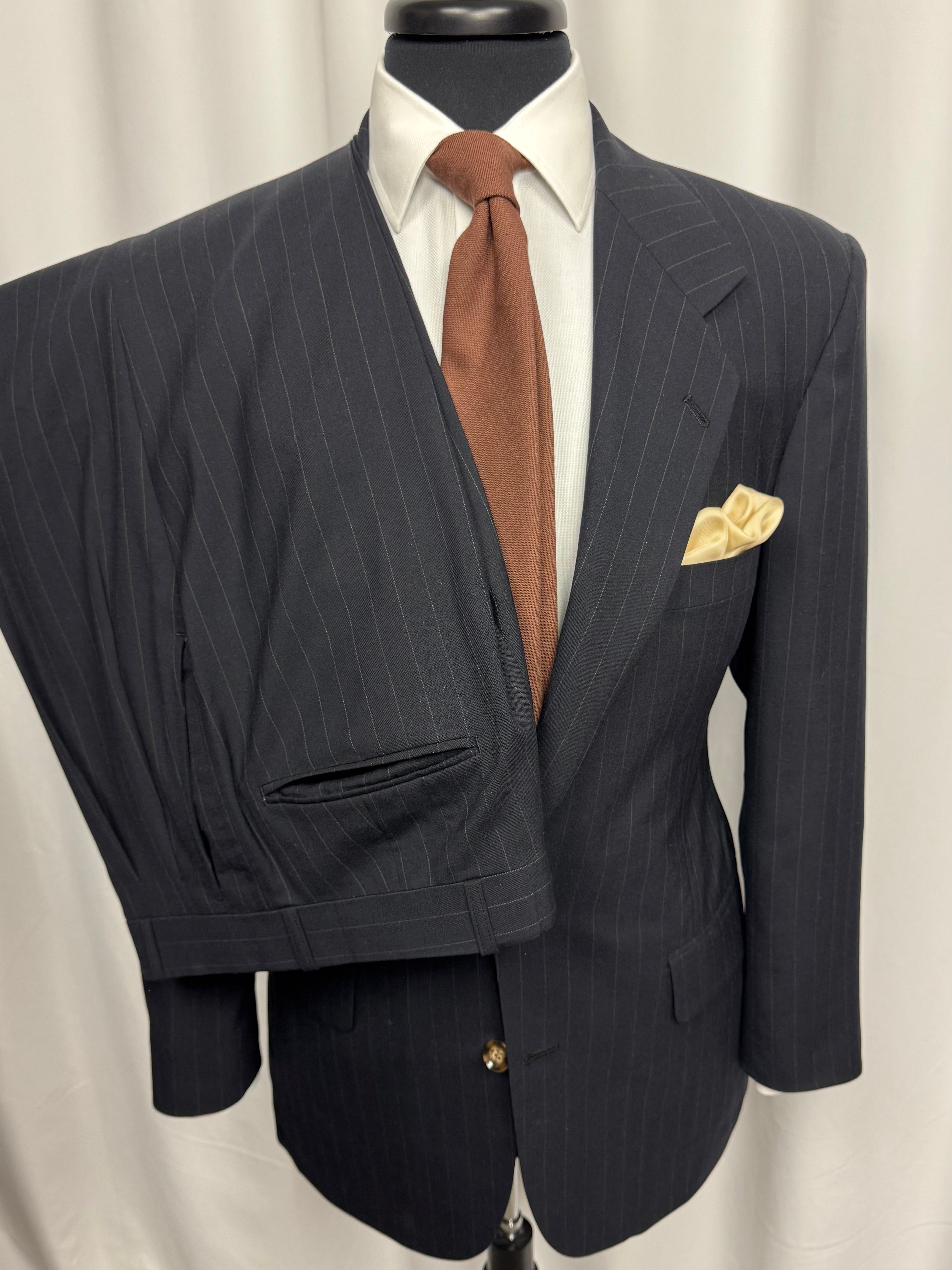 Jeffrey Banks Navy & Tan Pinstripe Suit 38R