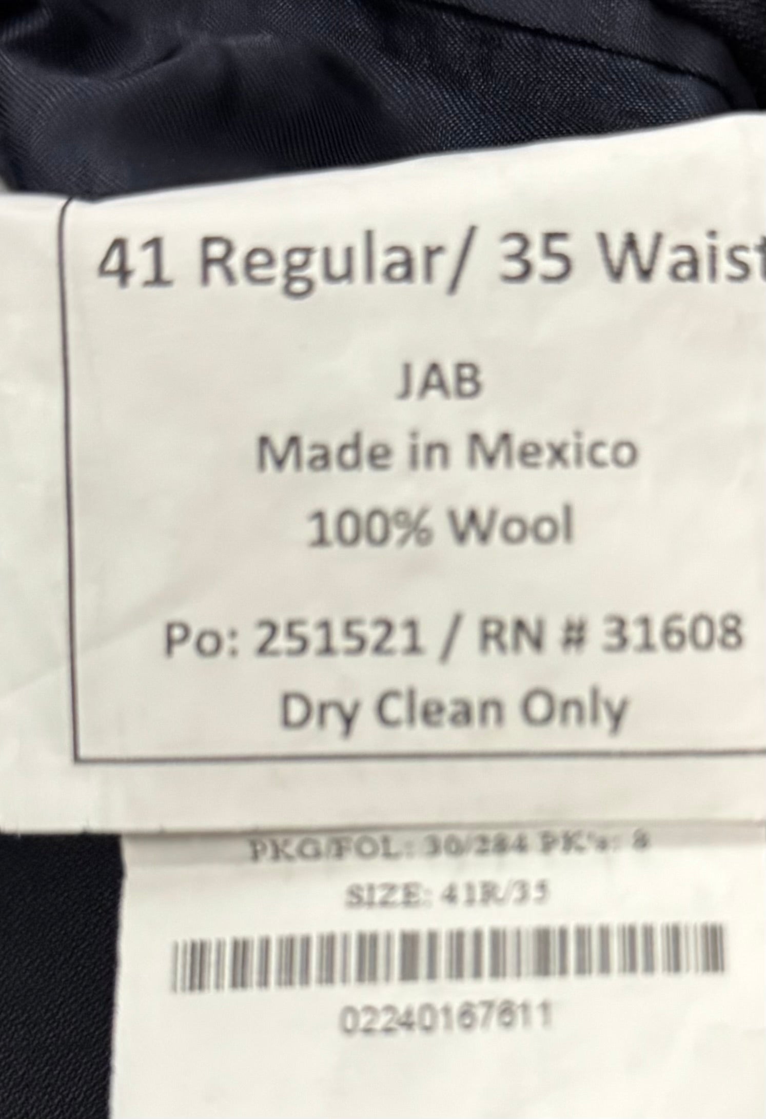 Jos. A. Bank Signature Navy Suit – 41R