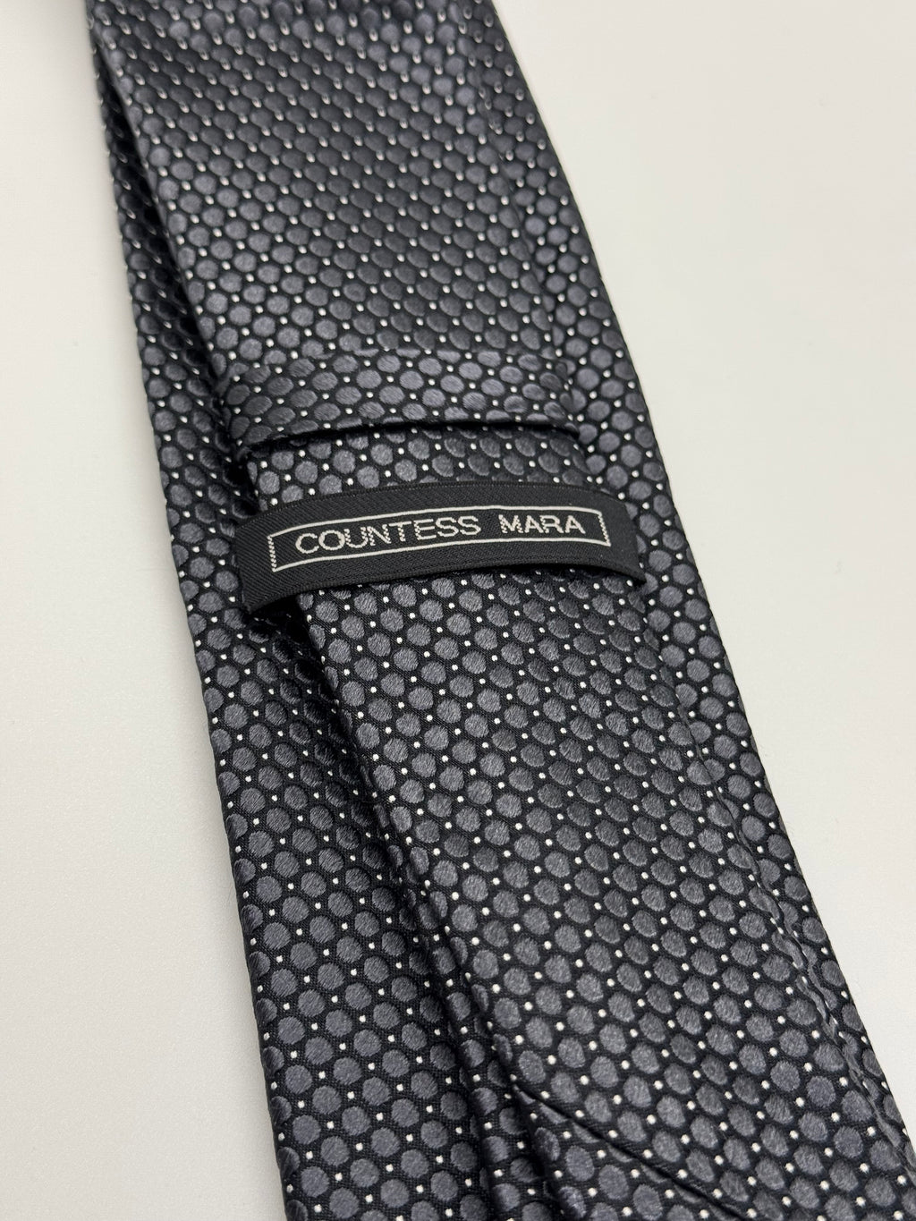Countess Mara Tie