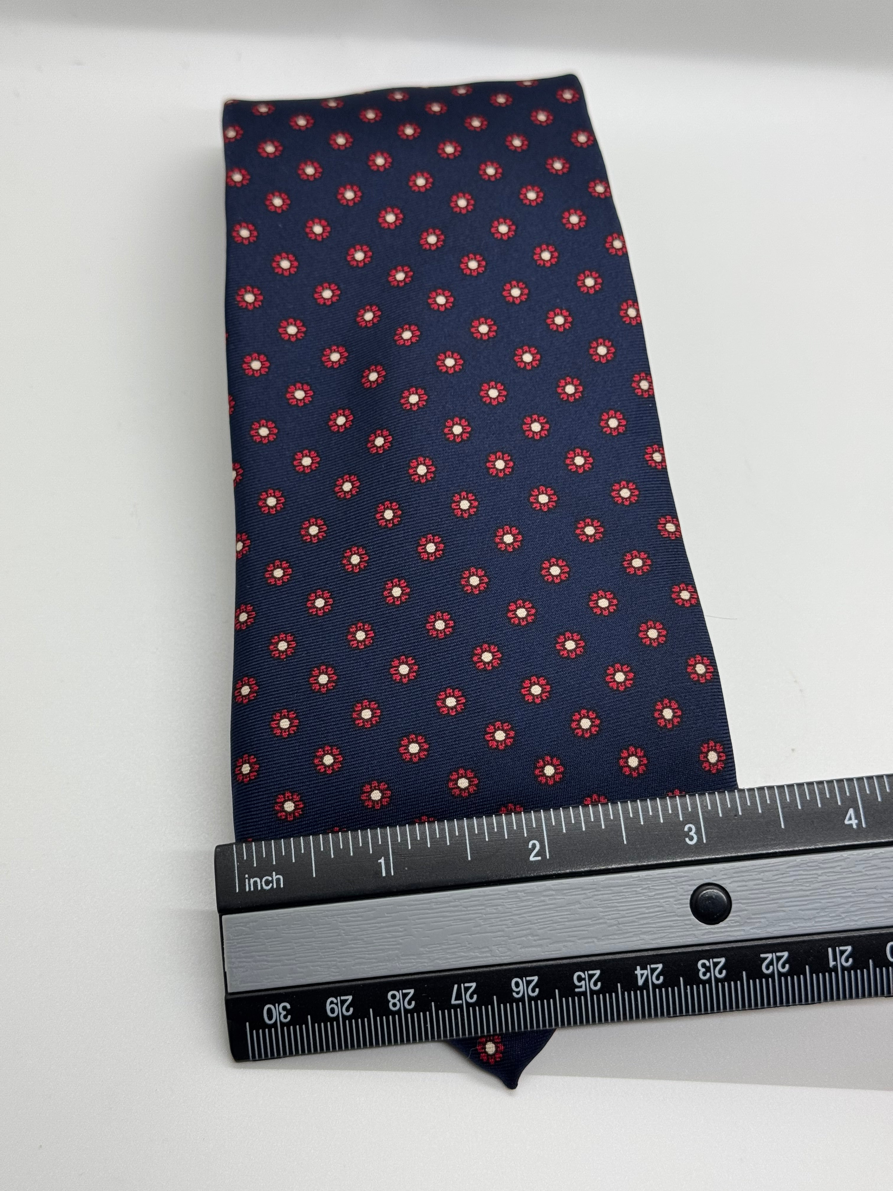 JW Robinsons Tie