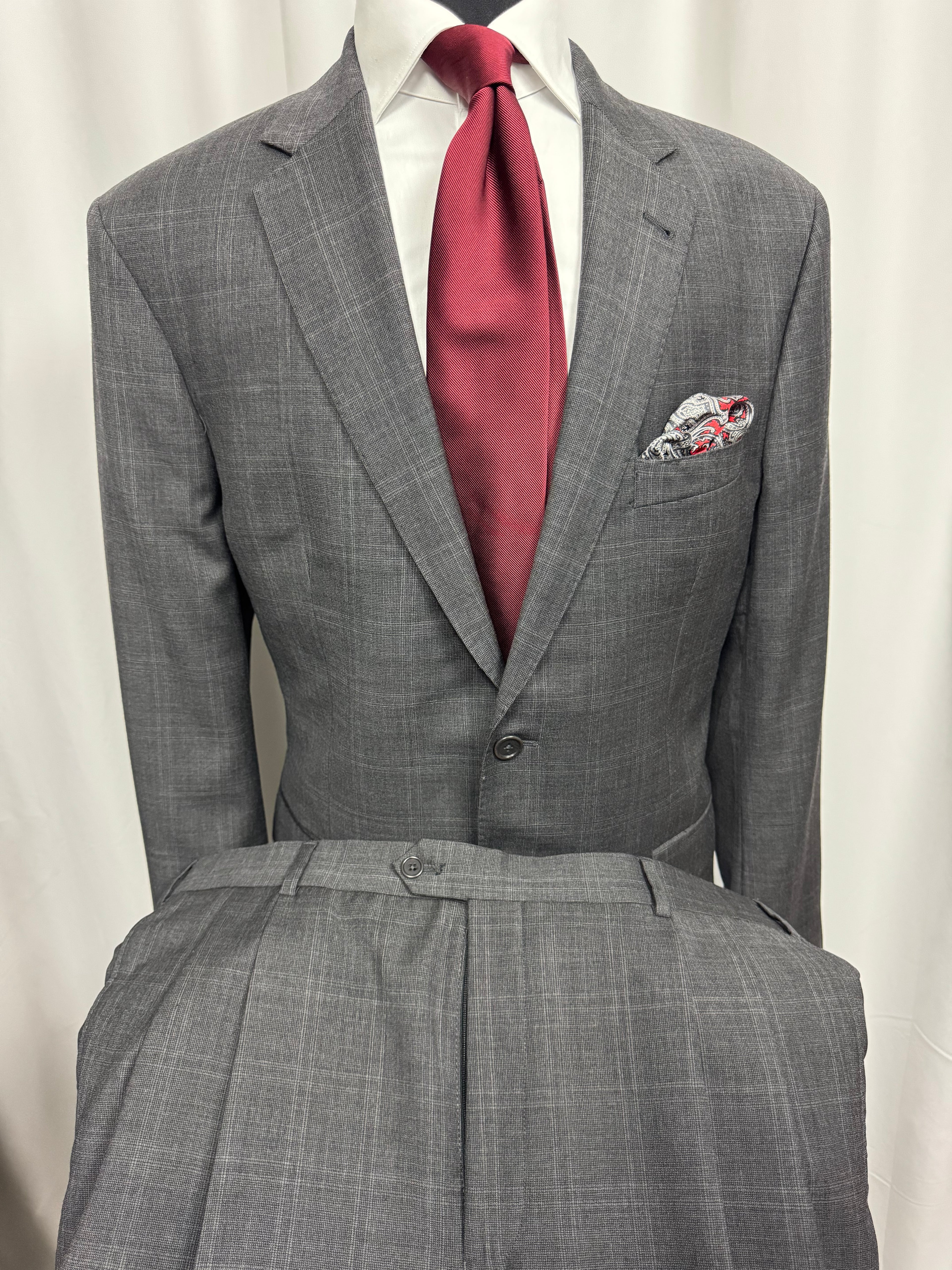 Jos. A. Bank Signature Gold Mid Gray Subtle Check Suit – 44R