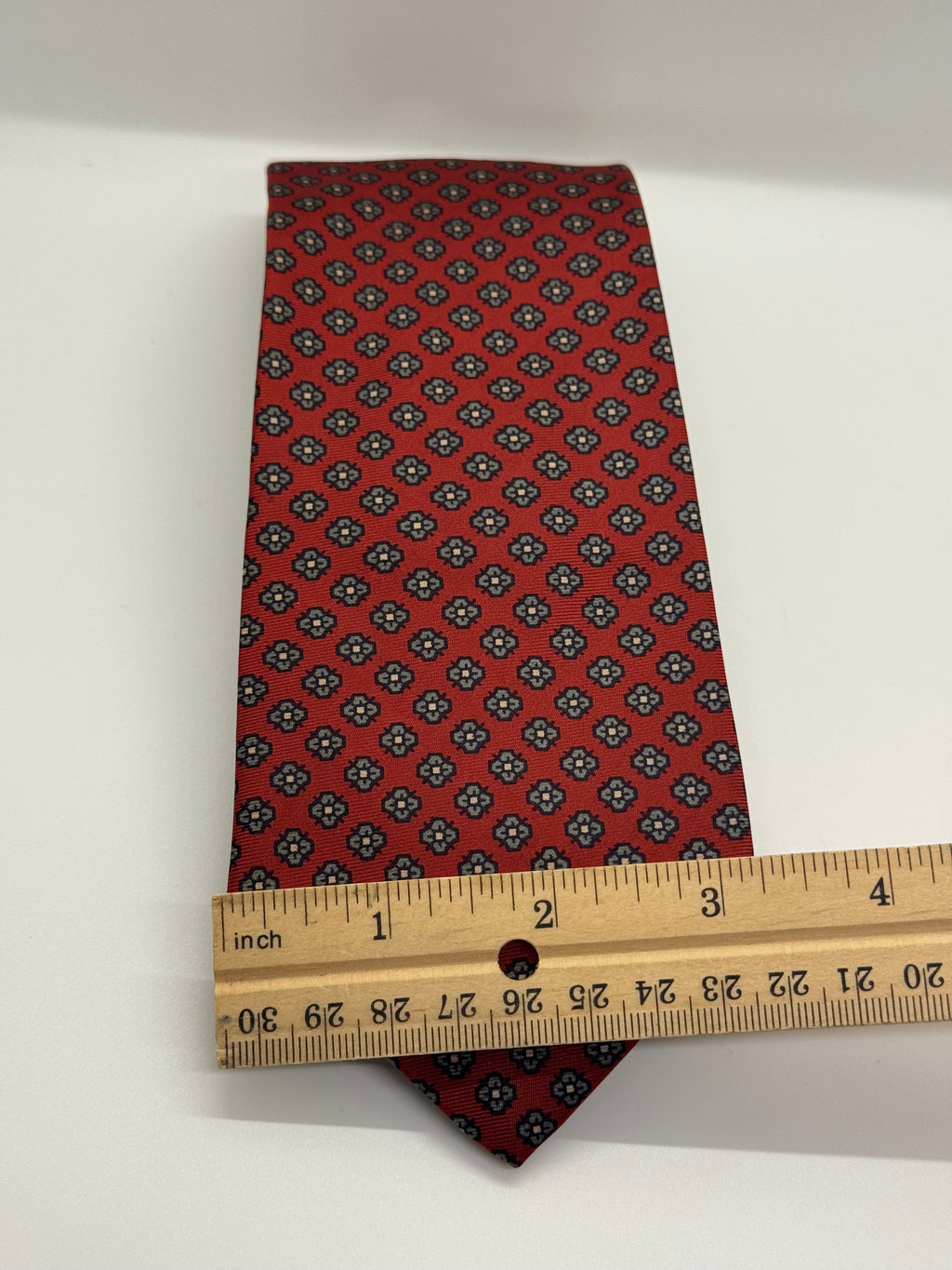 The Man’s Shop Medallion Tie