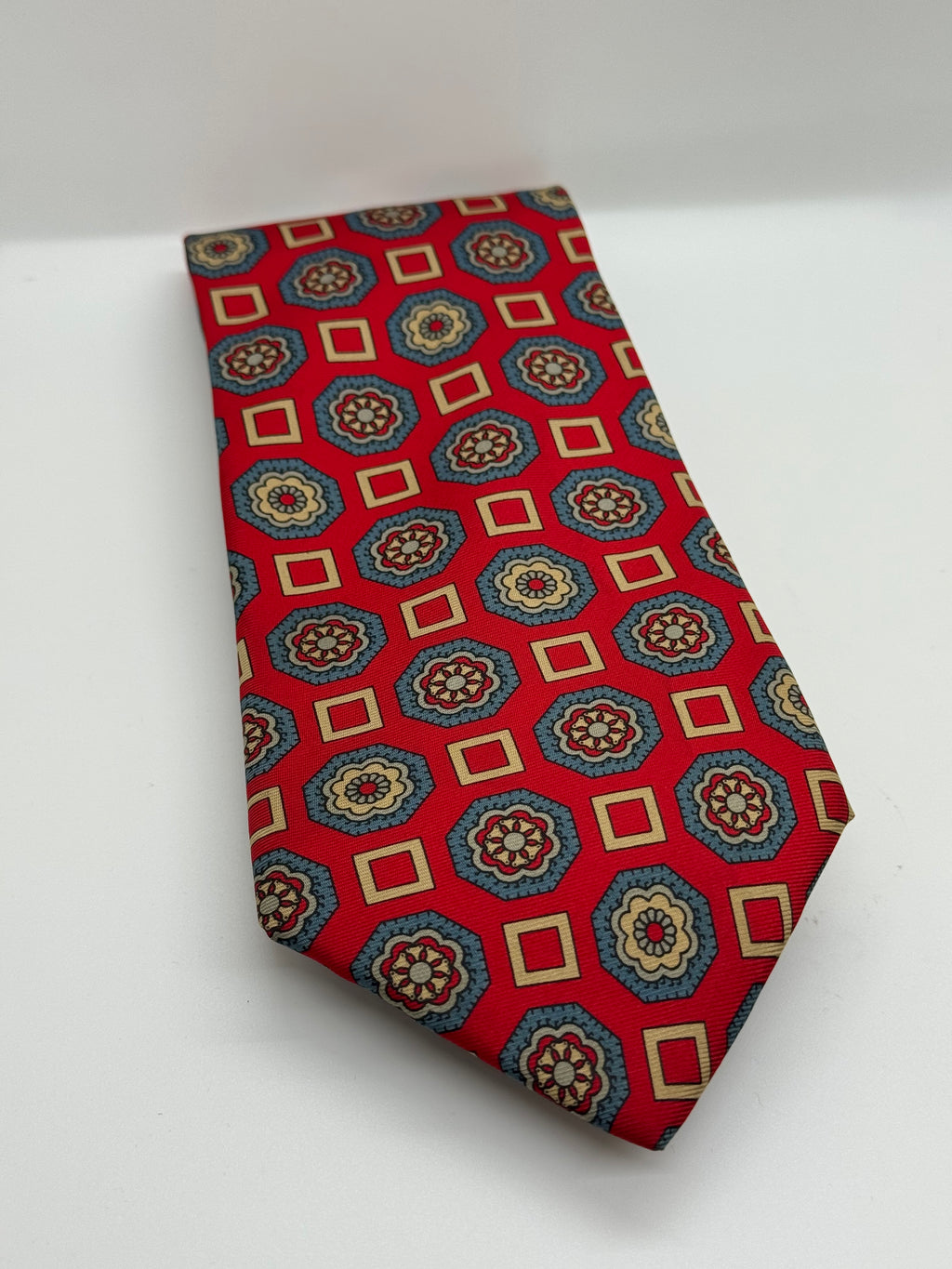 IZOD Red Geometric Medallion Tie