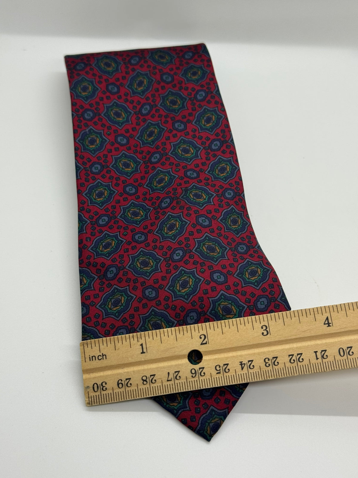 Kuppenheimer Red Geometric Medallion Tie