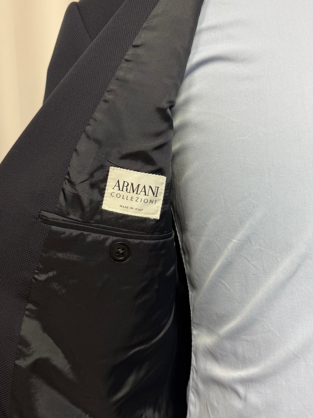 Armani Collezioni Navy Textured Sport Coat – Made in Italy (44R)
