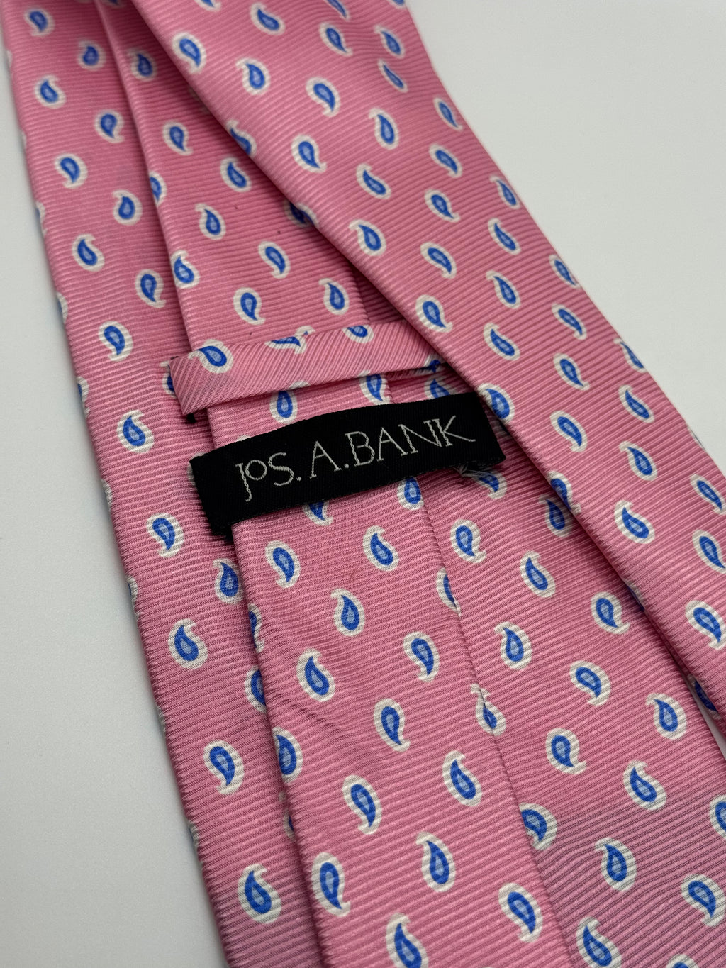 Jos. A. Bank Pink & Blue Paisley Silk Necktie