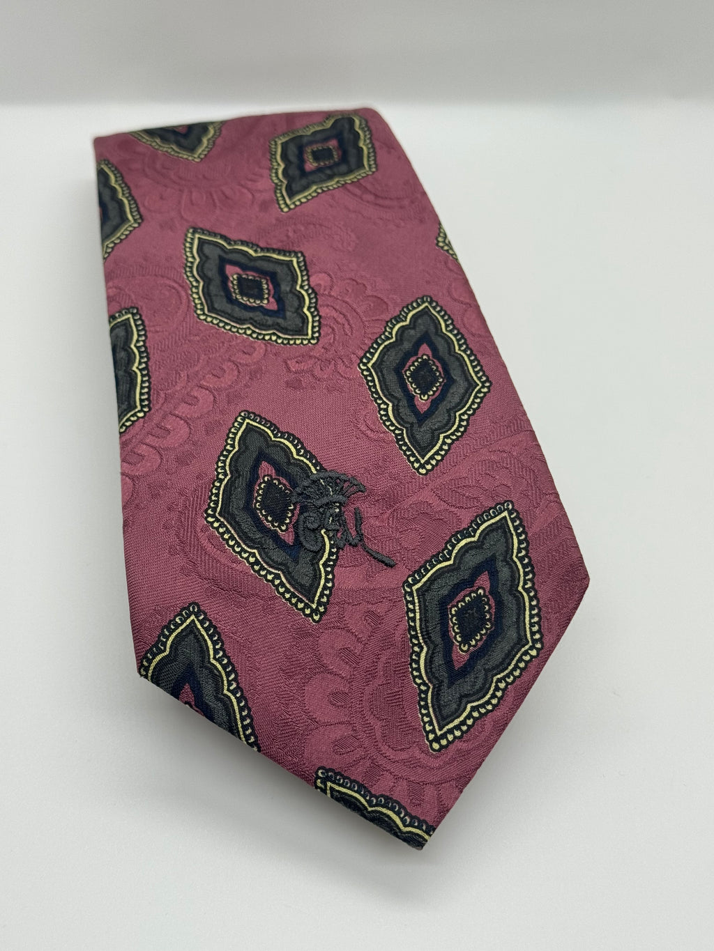 Vintage Rogers Dusty Pink Medallion Jacquard Tie