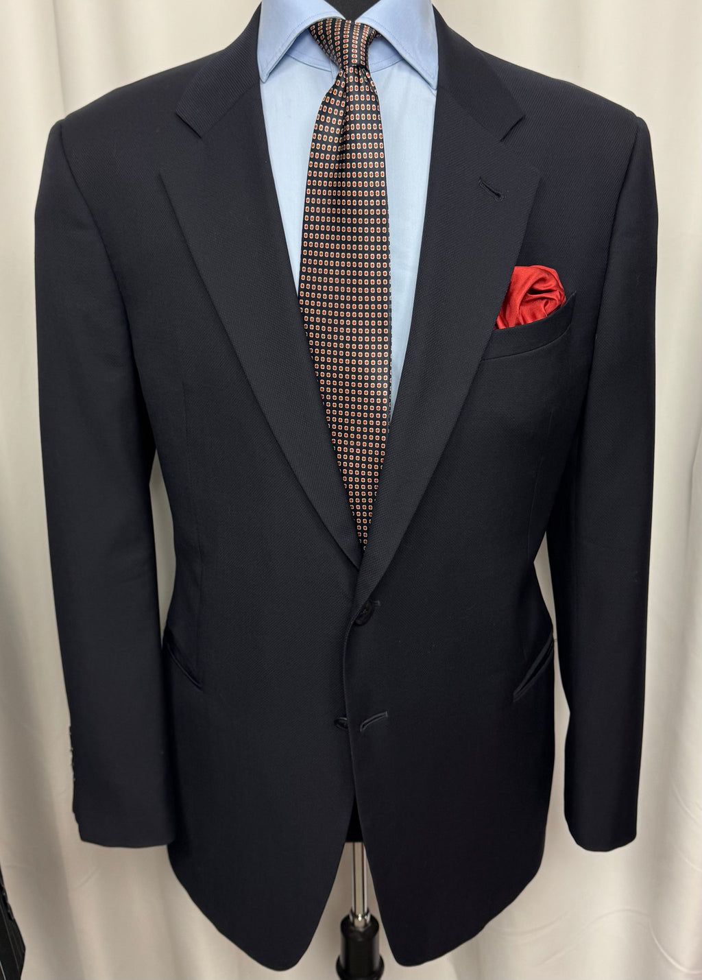 Armani Collezioni Navy Textured Sport Coat – Made in Italy (44R)