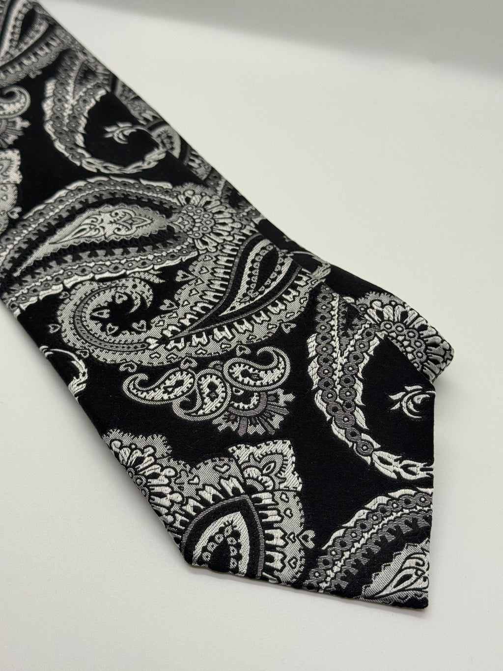 Paul Fredrick Black & Silver Paisley Tie