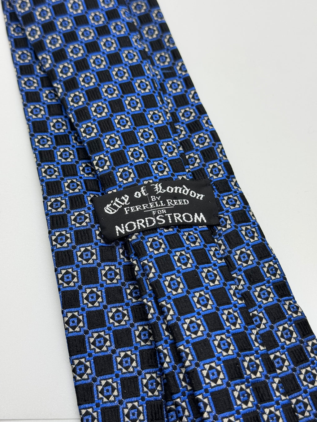 Vintage Nordstrom Navy & Royal Blue Geometric Wide Tie