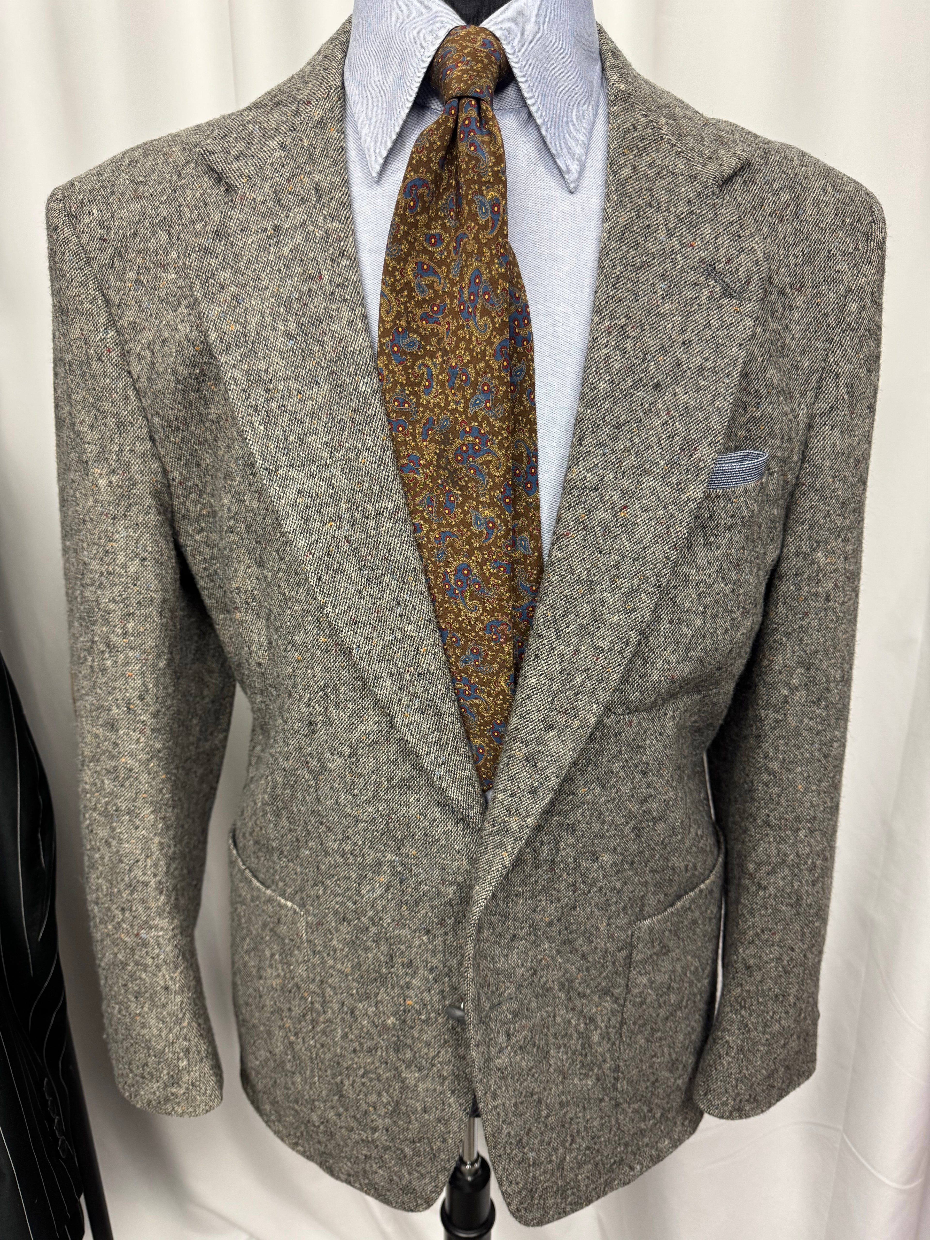 Vintage New England Collection Tweed Sport Coat 42R – Suede Elbow Patches, Patch Pockets, Made in USA