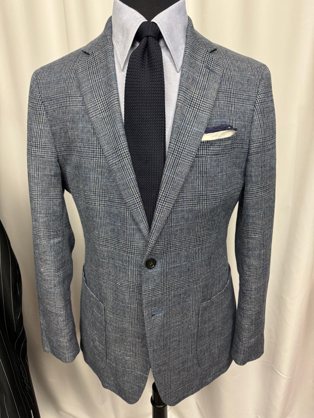 Banana Republic Slim Fit Blue Glen Plaid Linen-Cotton Sport Coat – 40R