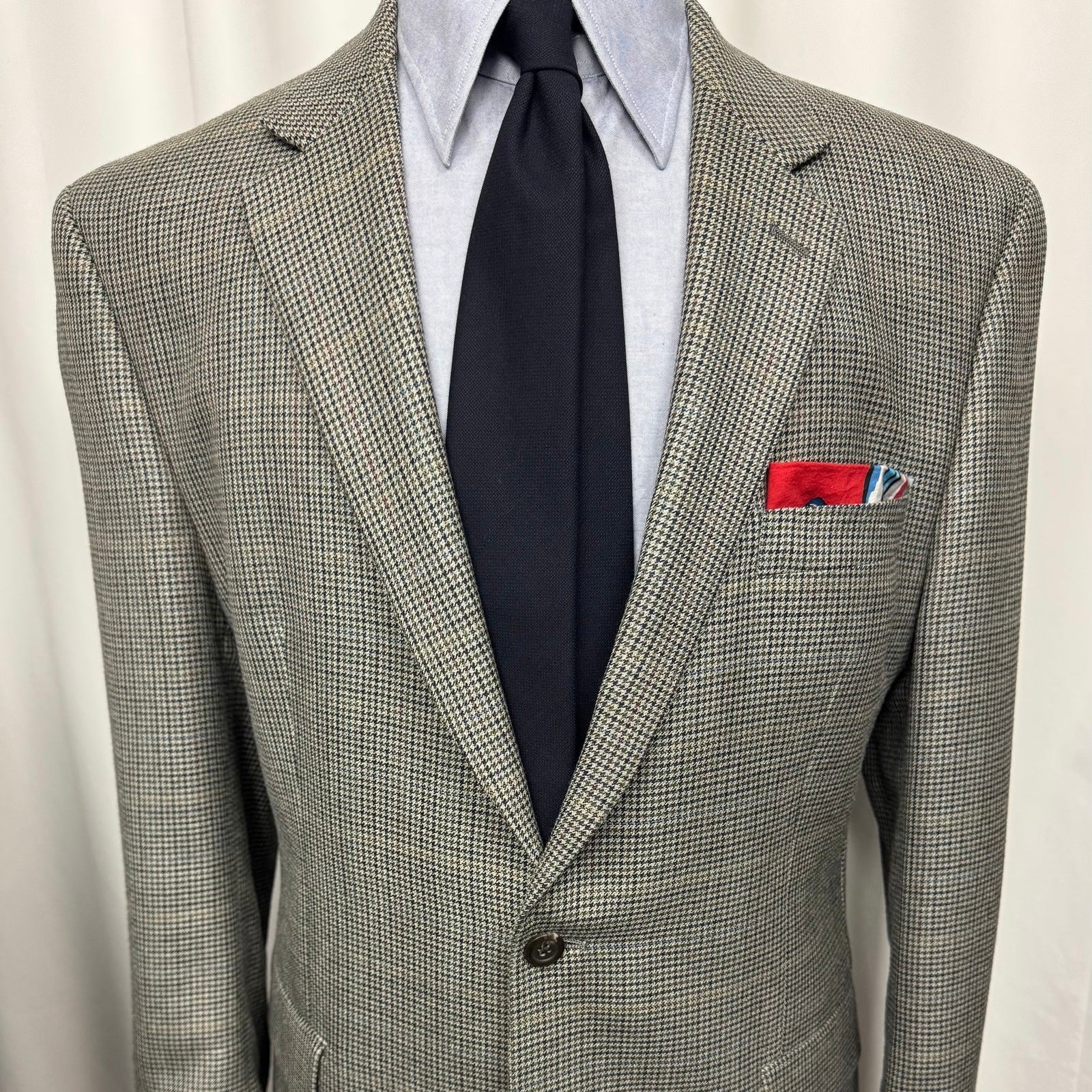 Chaps Silk & Wool Sport Coat – 44R – Houndstooth Windowpane Blazer