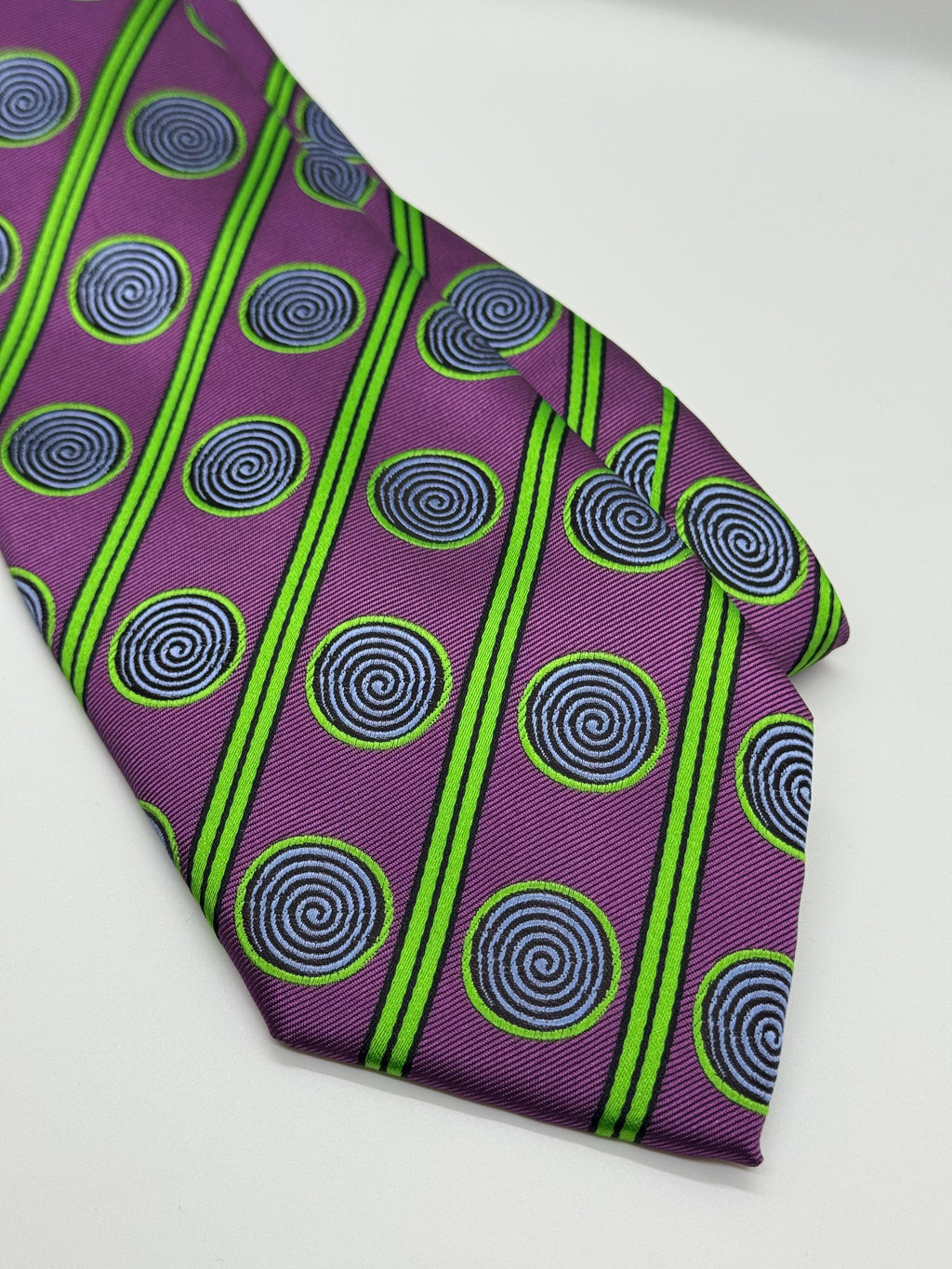 Verse 9 Purple Spiral Stripe Tie