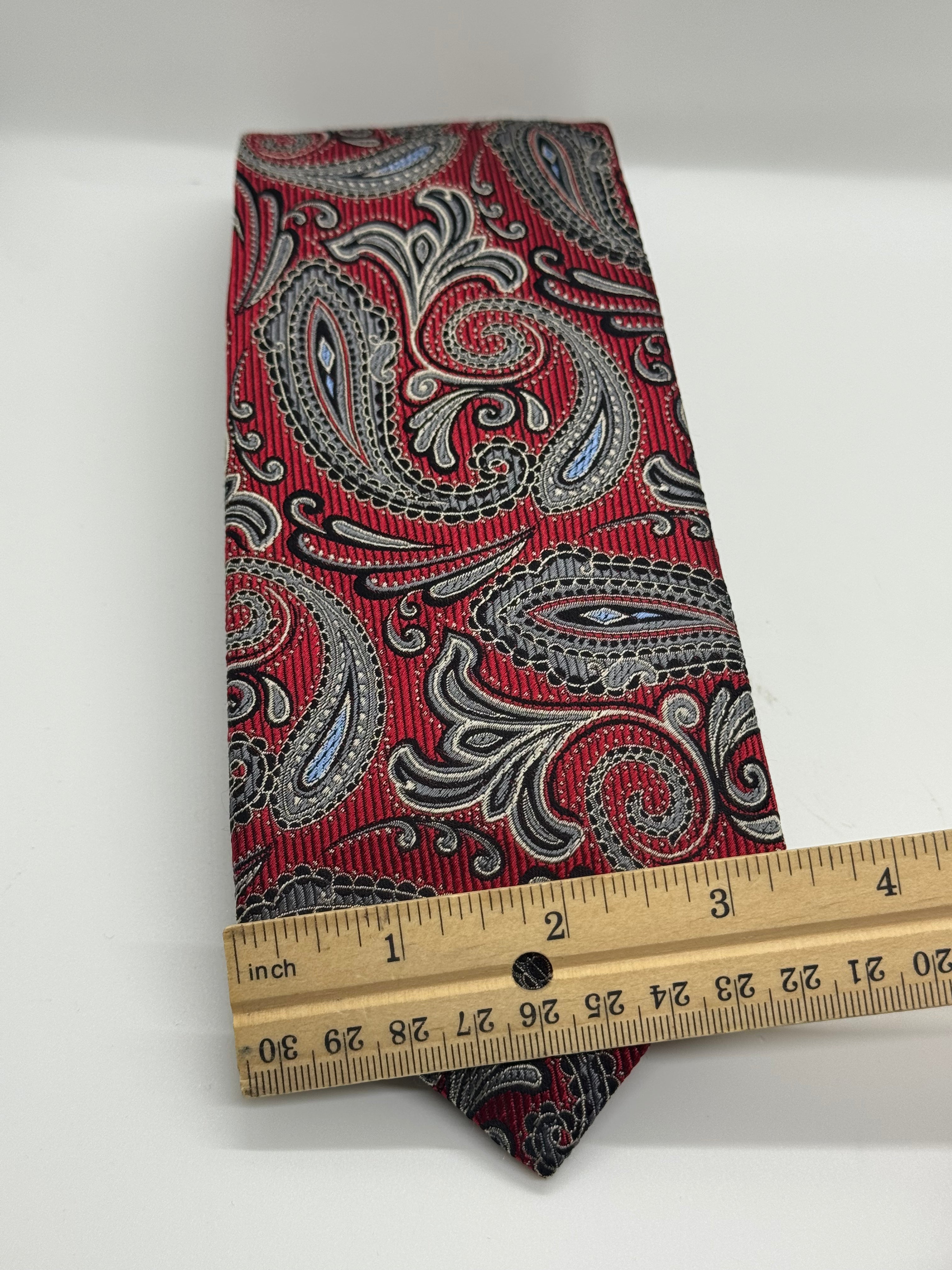 JZ Richards Red Paisley All Silk Handmade Tie – Made in USA