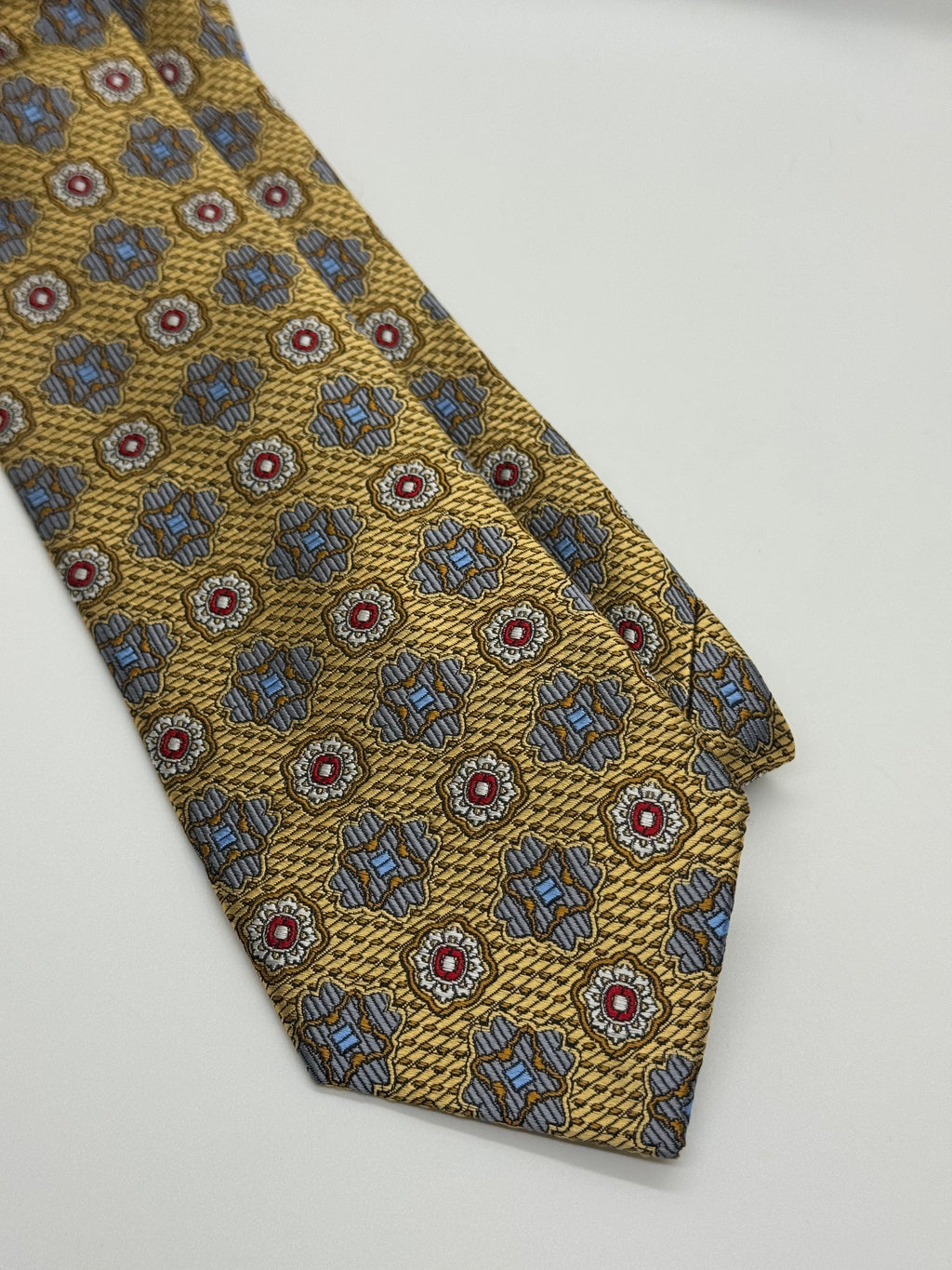 Jos. A. Bank Heritage Collection Gold Medallion Silk Tie