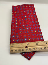 Load image into Gallery viewer, Jos. A. Bank Tie
