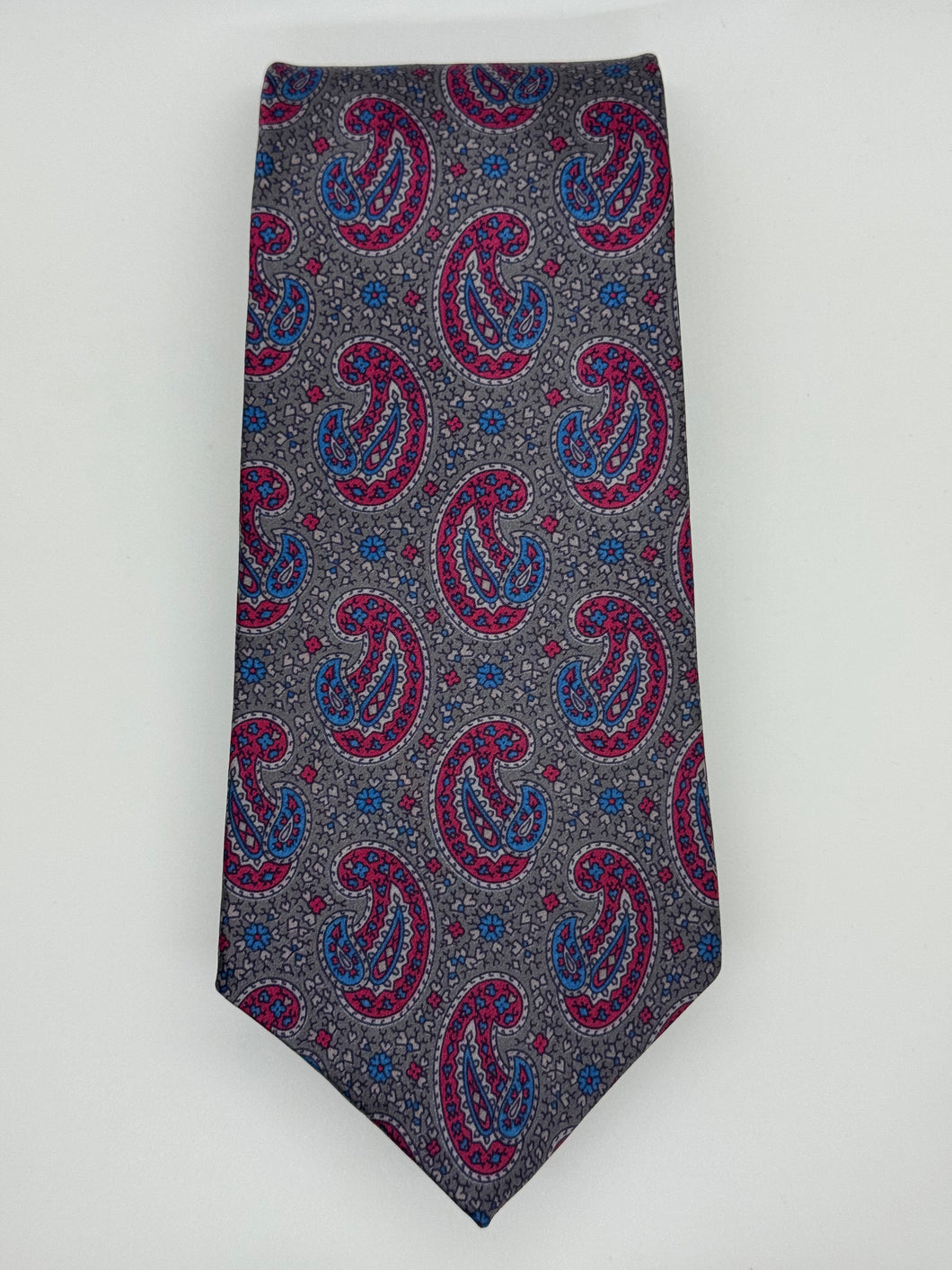 Golden Wreath Tie