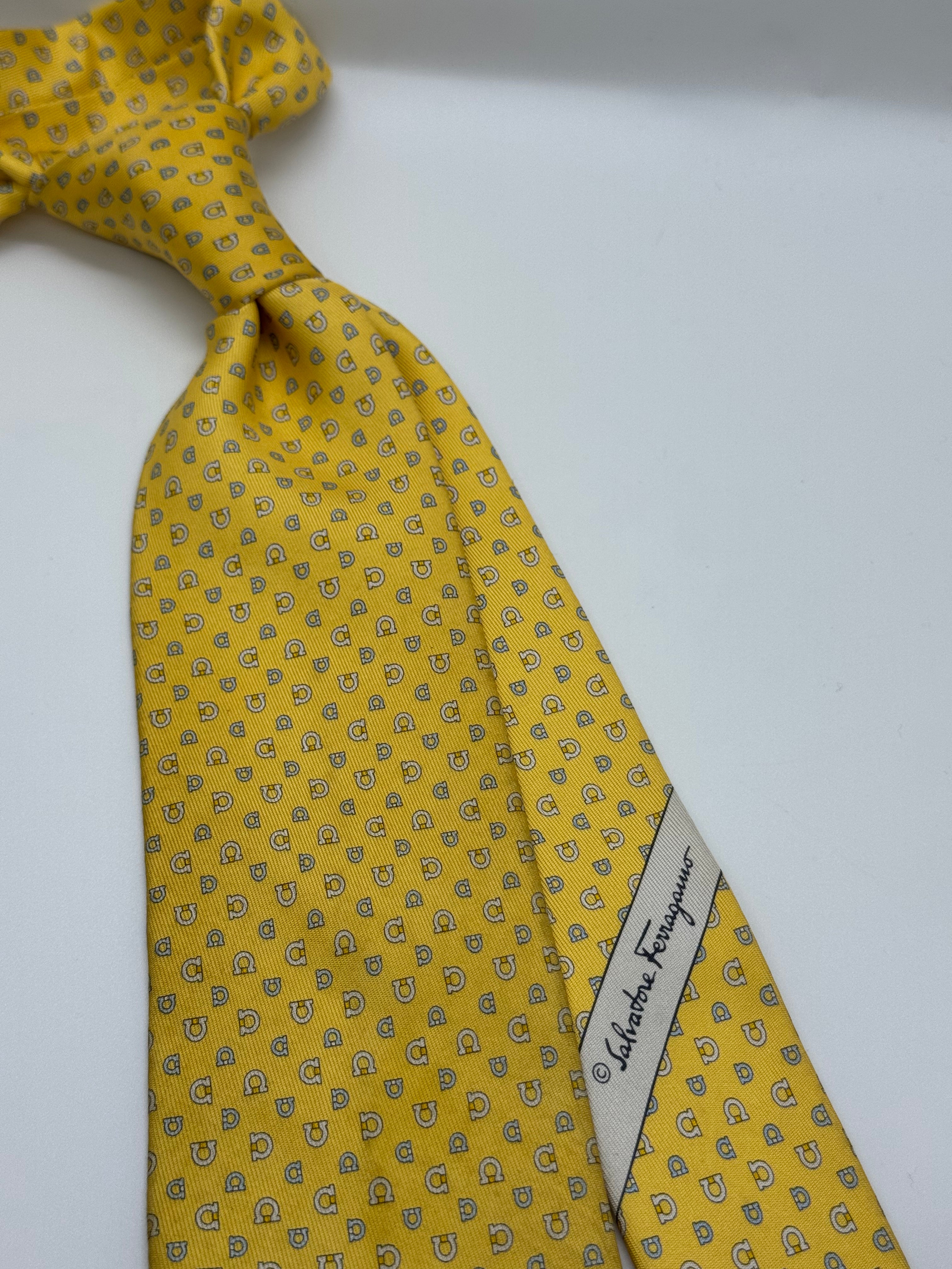 Salvatore Ferragamo Yellow Horseshoe Print Silk Tie