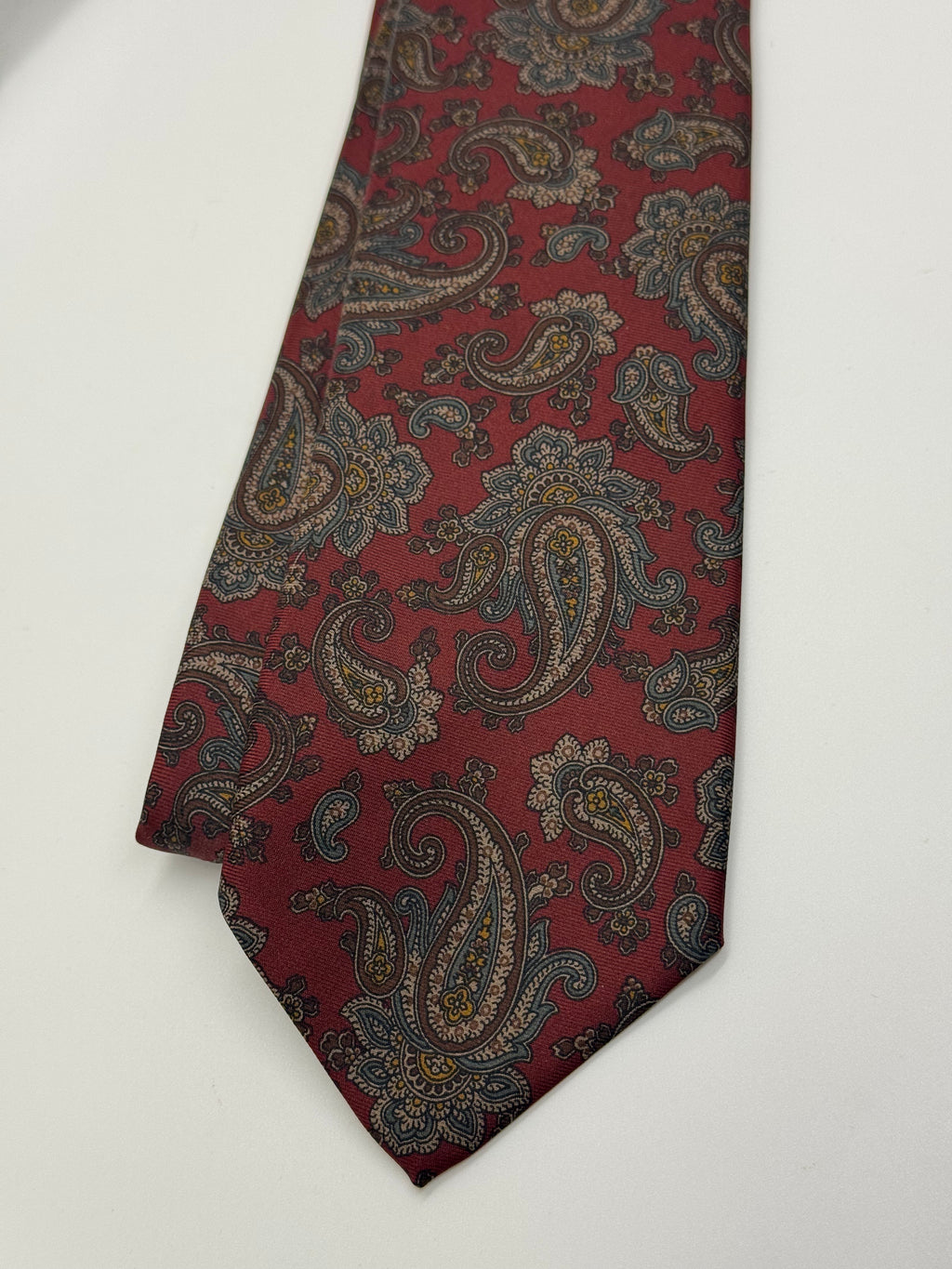 Burgundy Paisley Silk Tie – Robert Talbott for Levi’s (Hand Sewn)