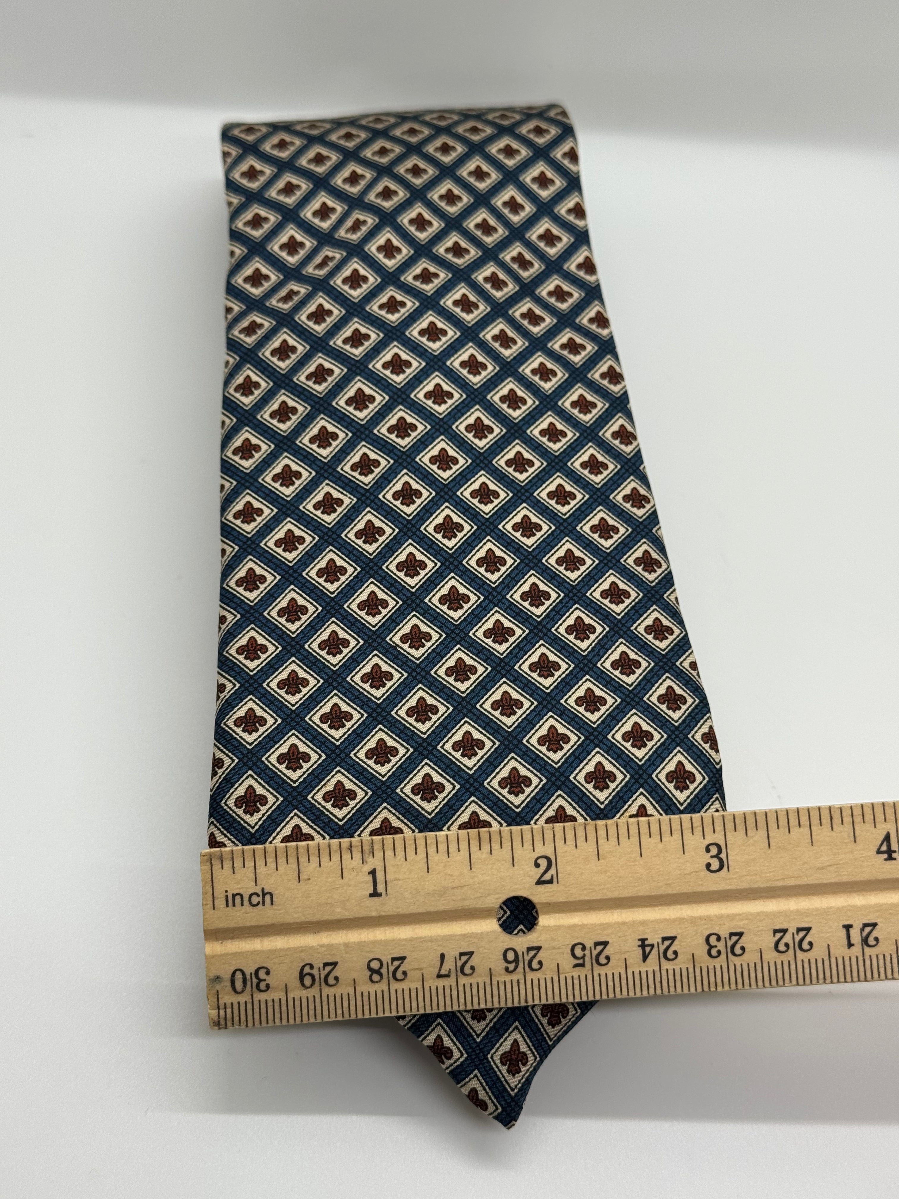 Blue Diamond Medallion Silk Tie - (Made for Oleg Cassini)
