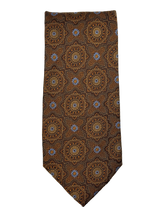 Load image into Gallery viewer, Jos. A. Bank Signature Brown Medallion Tie
