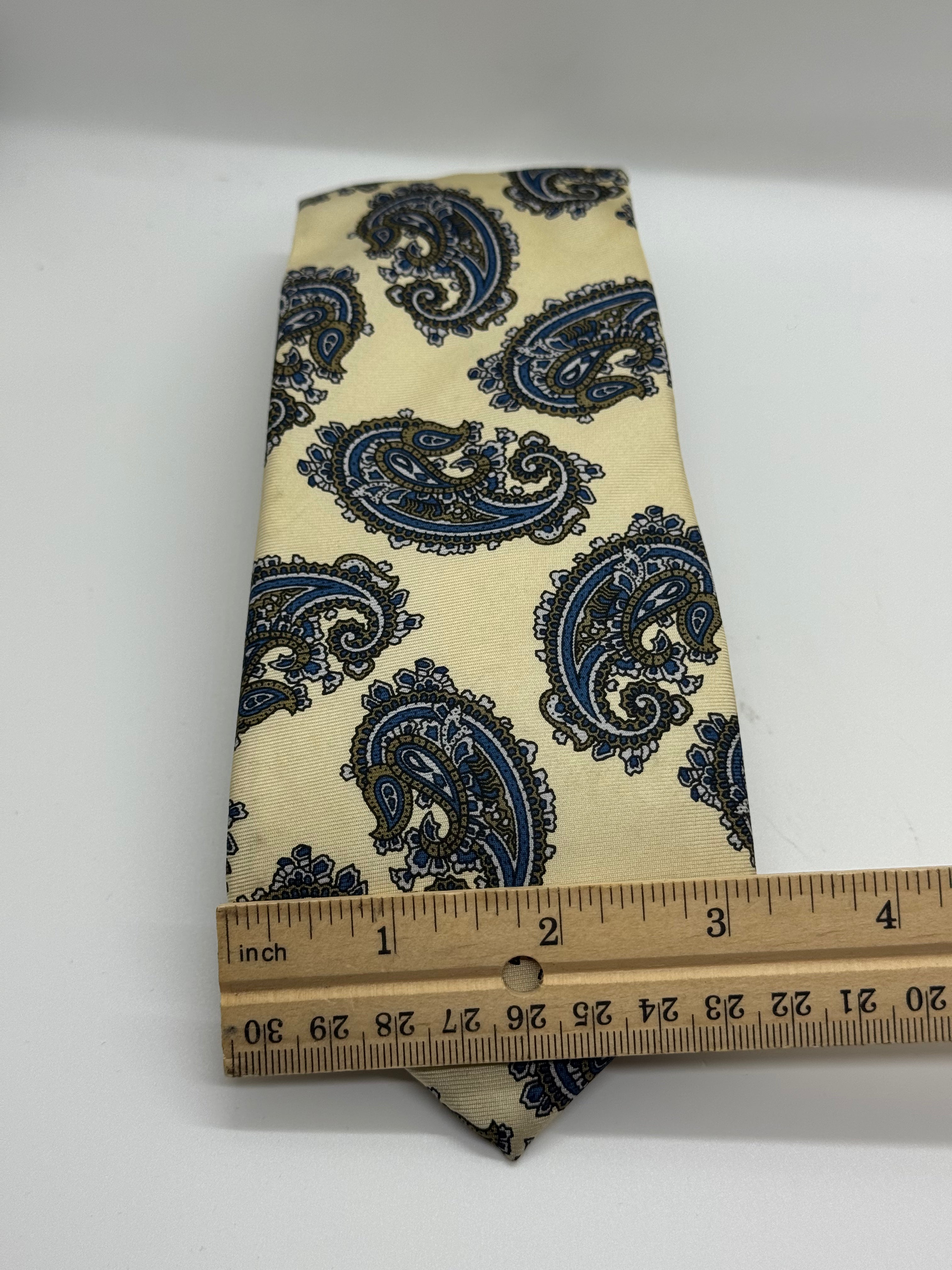 Don Loper Beverly Hills Cream & Blue Paisley Tie