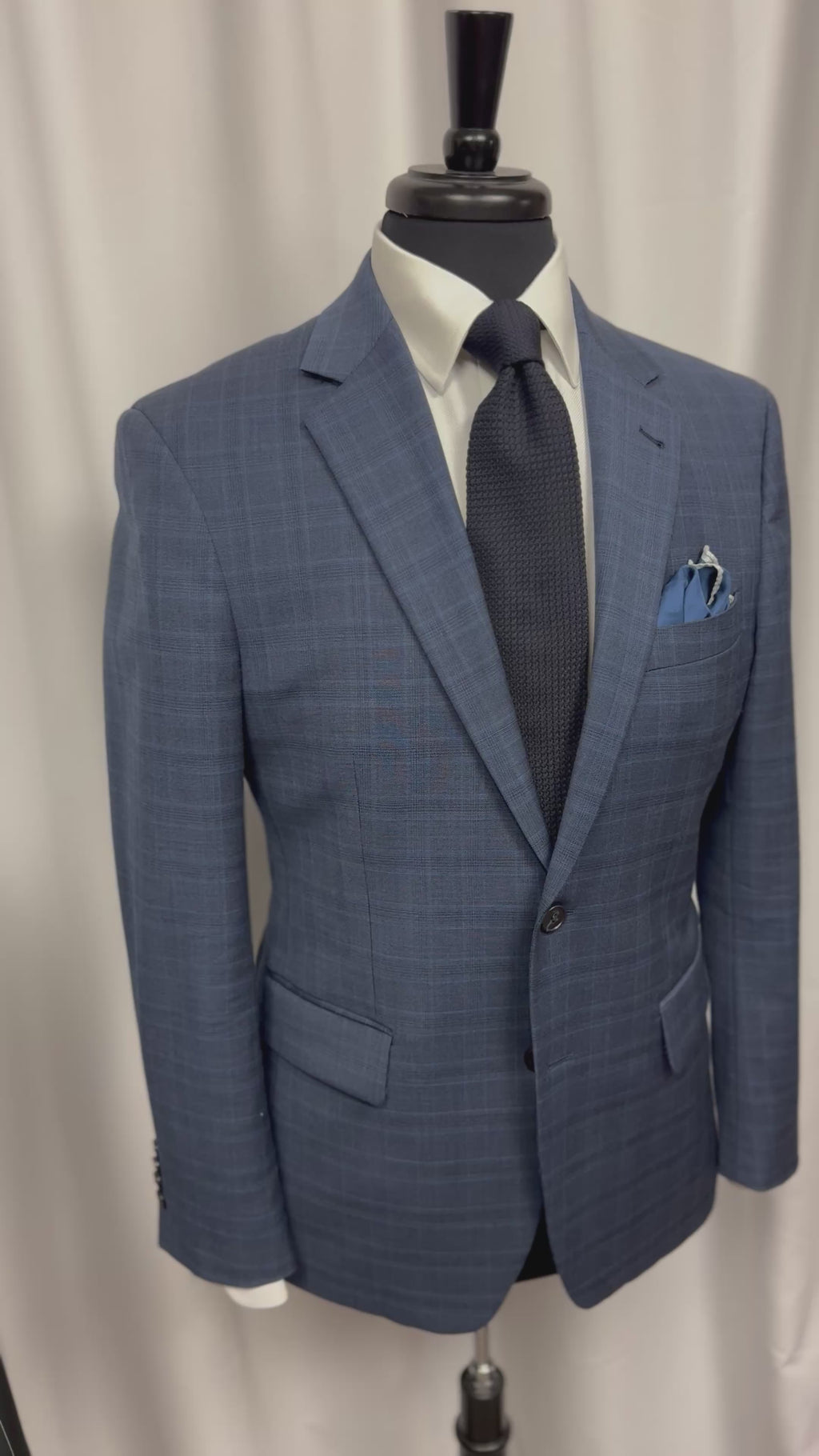 Jos. A. Bank 1905 Blue Windowpane Sport Coat – 40S